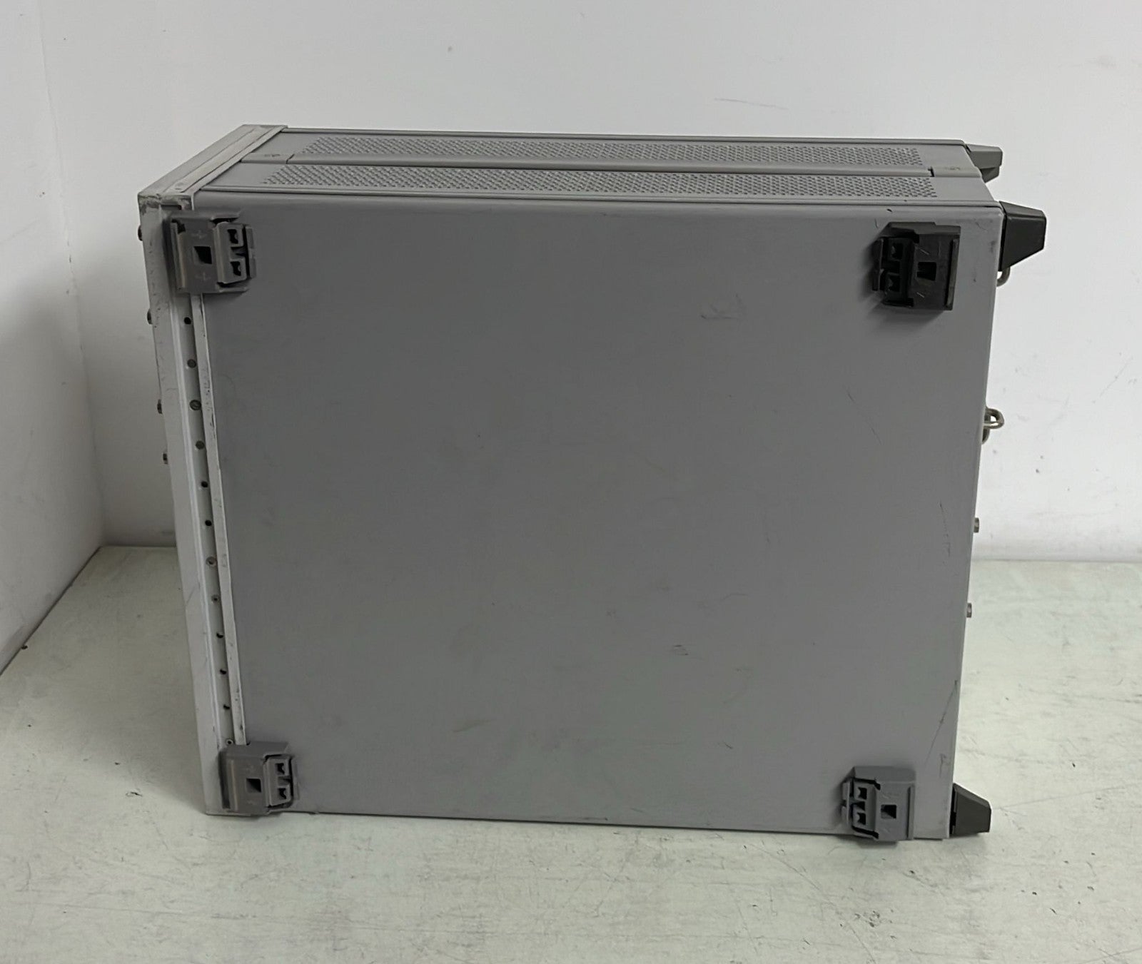 Agilent 89410A Vector Signal Analyzer DC-10 MHz OPT AYA & AY7