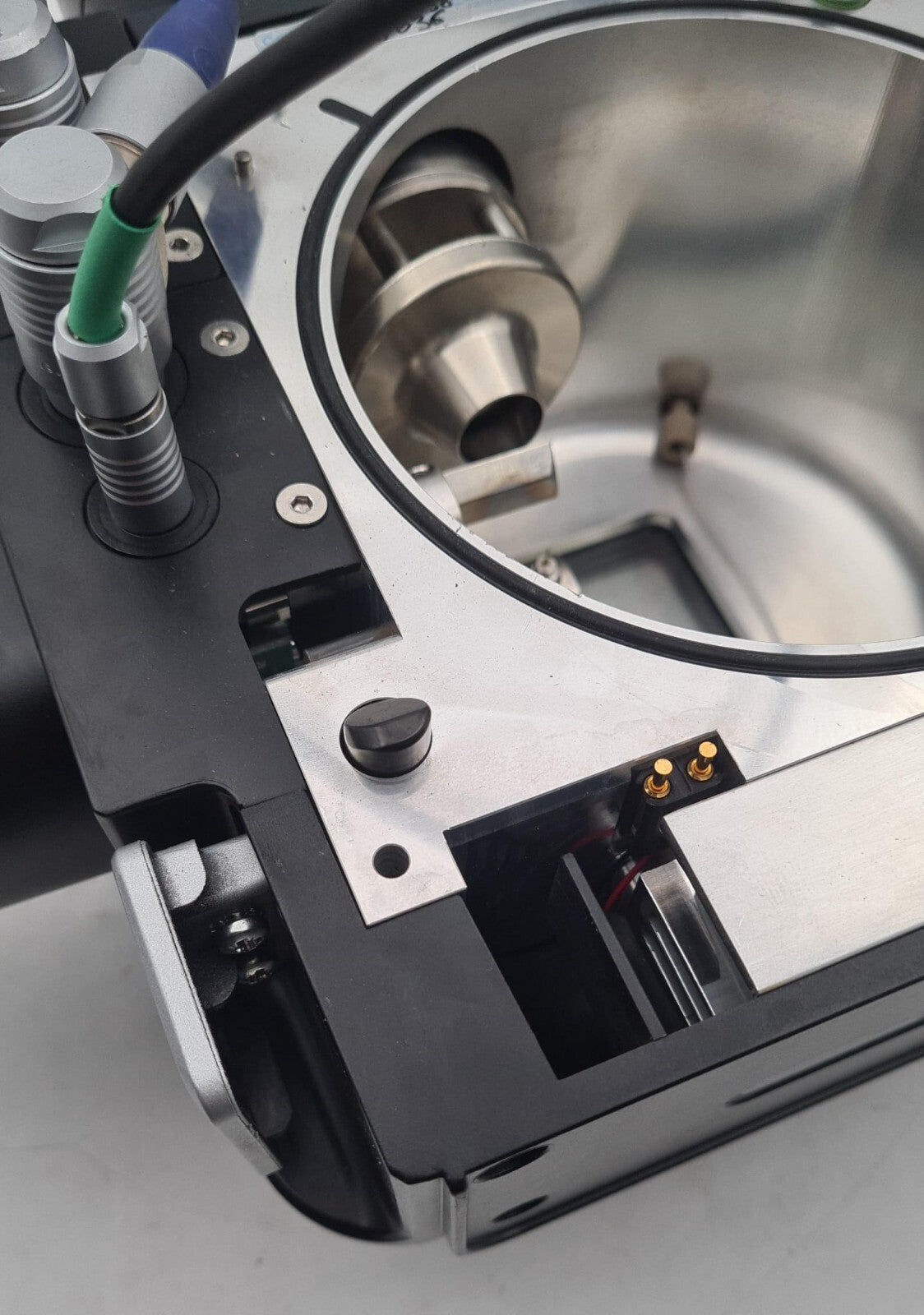 Waters Alliance Micromass ZSPRAY LockSpray ESI/ APCI/ ESCi ION SOURCE