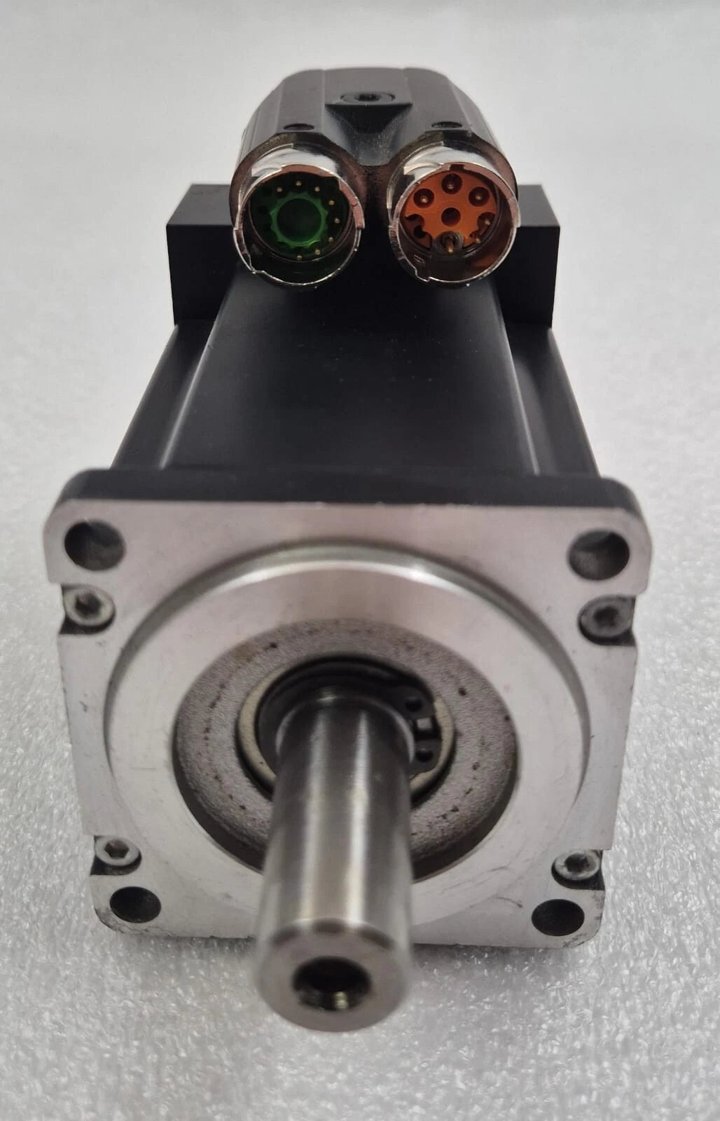 B&R Automation 8LVA23.B1015D000-0 Synchronous Servo Motor