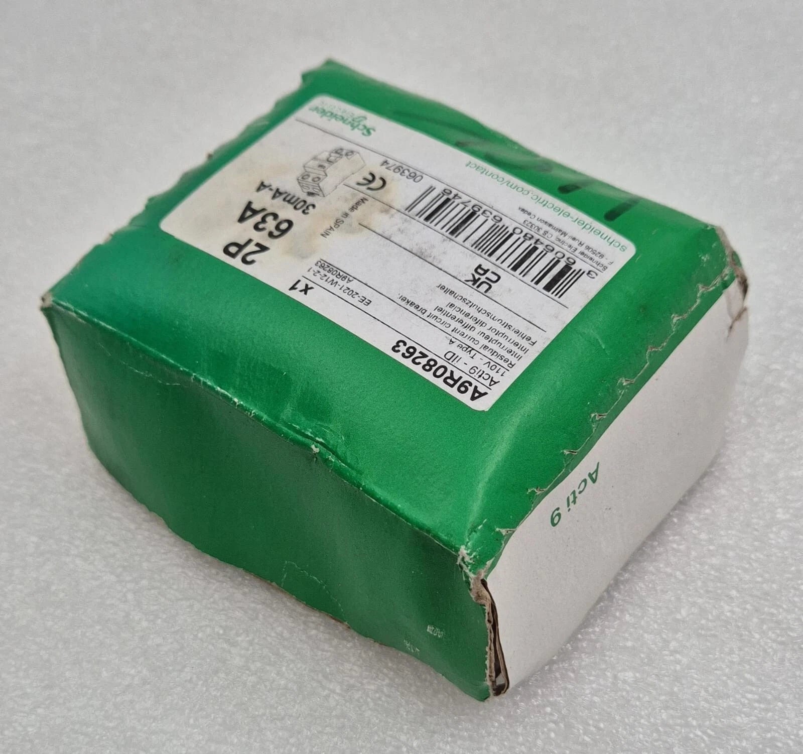 NEW - Schneider Electric Acti 9 iID A9R08263 Circuit Breaker 2P 63A 30mA-A 110V