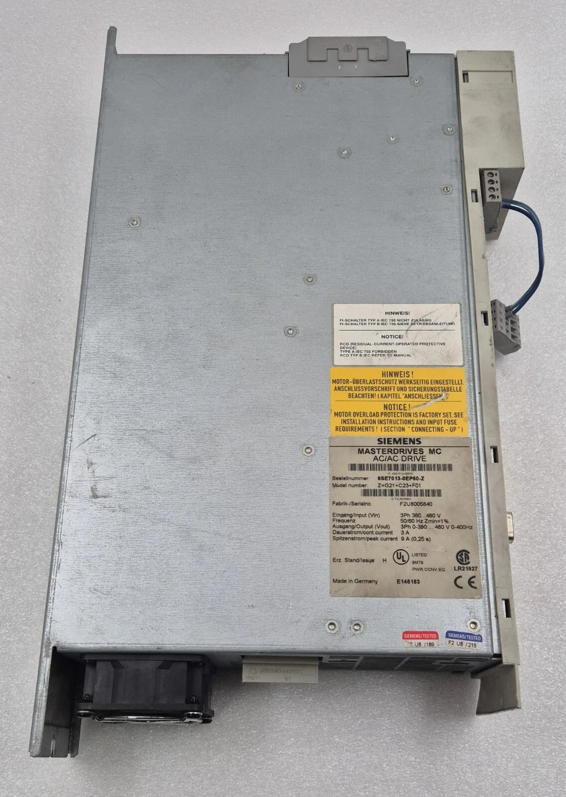 SIEMENS MASTERDRIVES MC AC/AC DRIVE 6SE7013-0EP50-Z Z=G21+C23+F01 Freq. Inverter