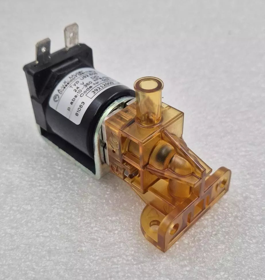 **NEW** B. BRAUN Solenoid Valve Magnetventil 3451902C U92.608 24V