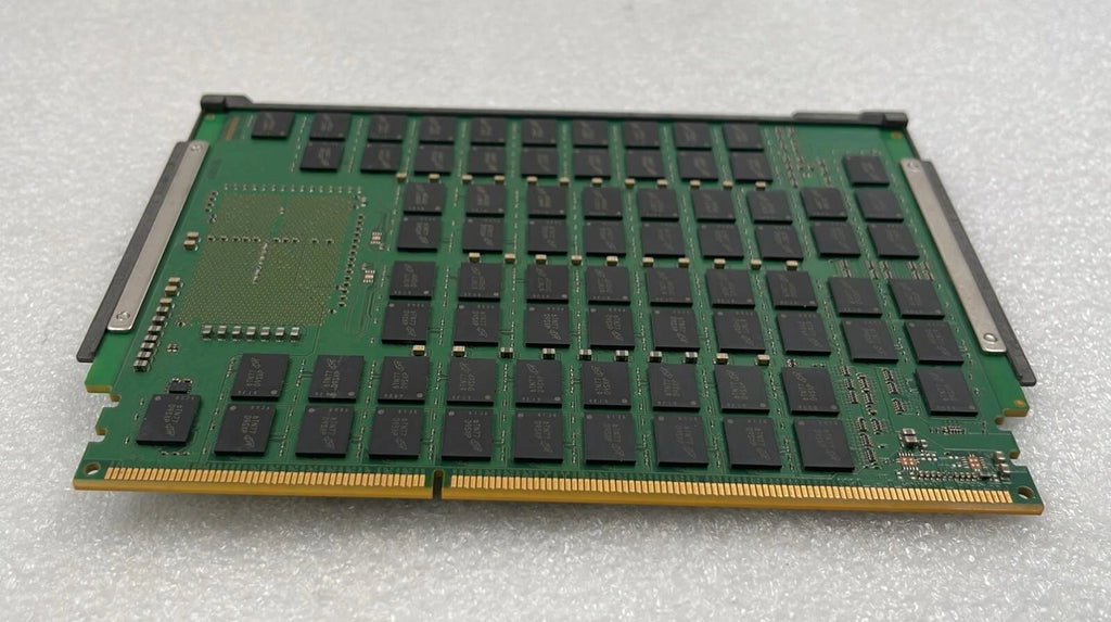Micron MT304KLS16G72MZ-1G6N1B50A 128GB DDR4 1600Mhz Server RAM – IBM 00VK352