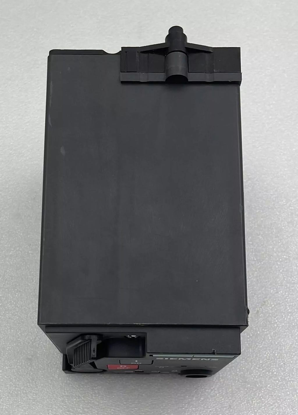 SIEMENS 3VL9300-3MQ00 FR Remote Operator Motor Drive Spring-Loaded Circuit Break