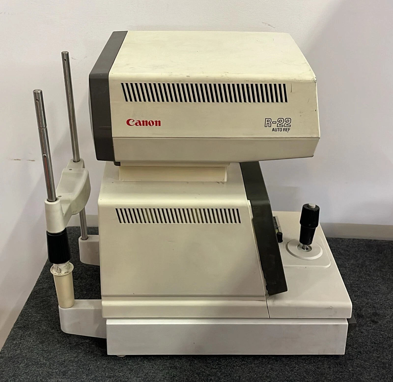 Canon R-22 autorefractor auto refractometer ophthalmic diagnostic measurement system