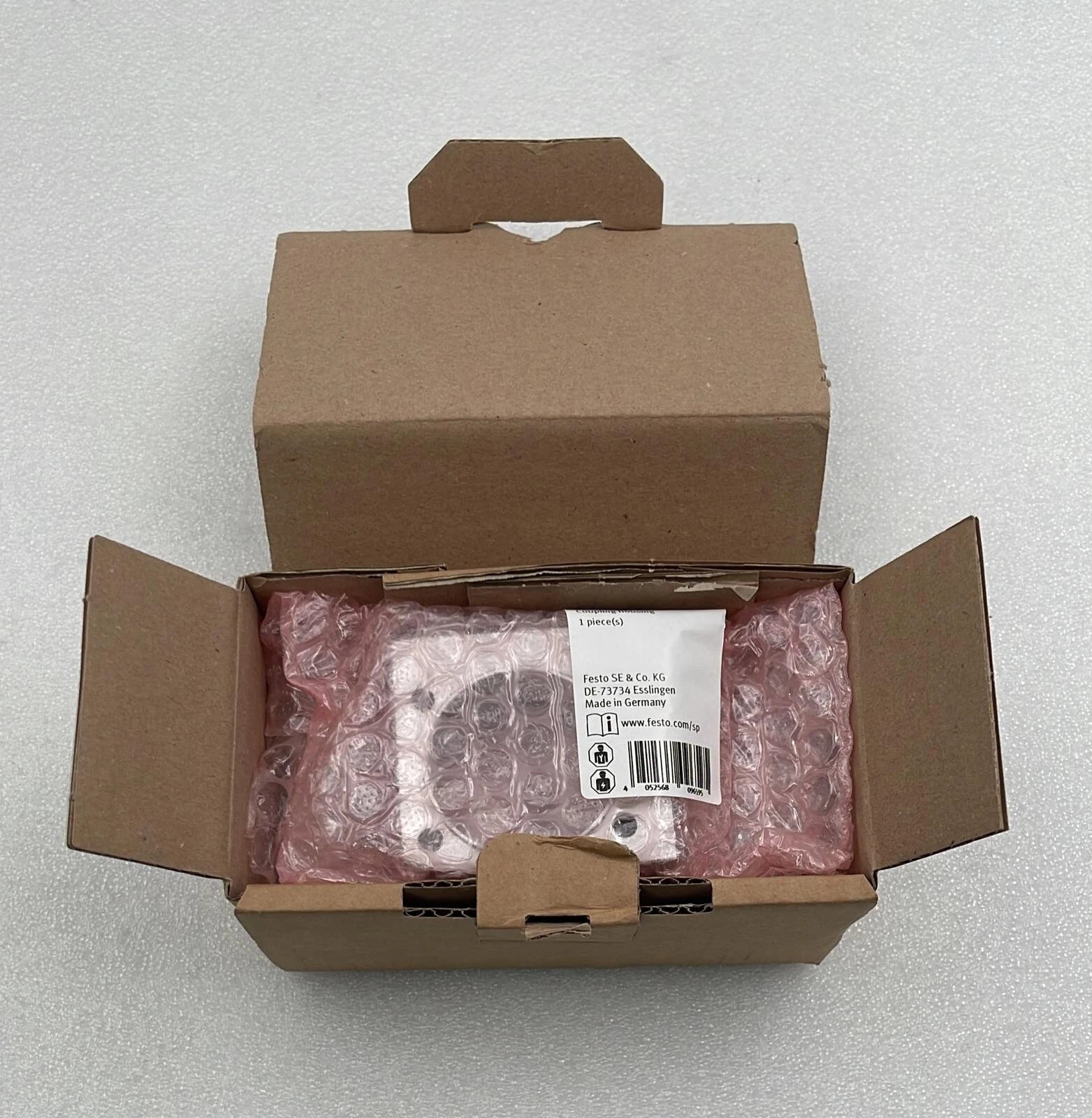 NEW - FESTO EAMM-A-L48-60H Axial Kit 1456611