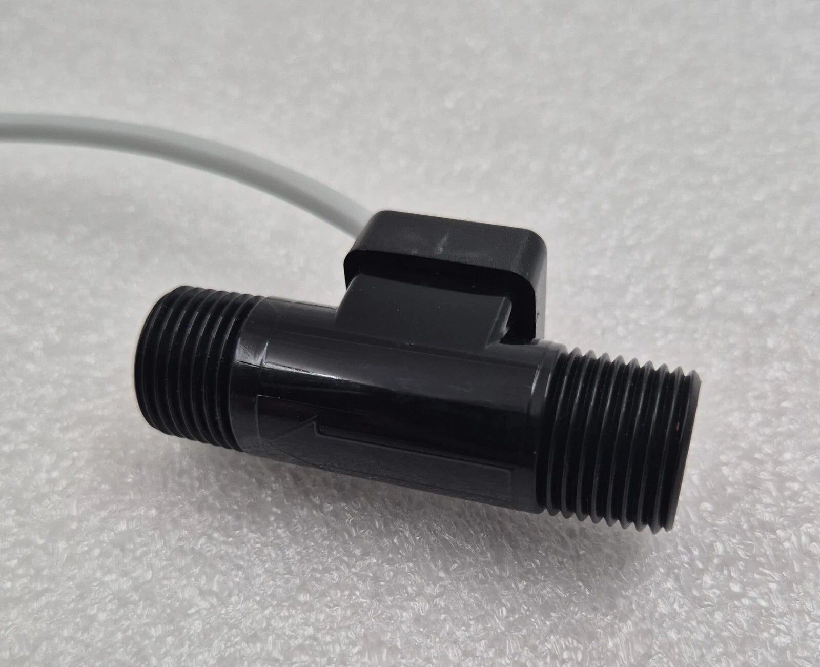 GEMS Sensors 173932-C Flow Rate Sensor Turbine 0.13-1.3 GPM Max Ft-110 3/8˝