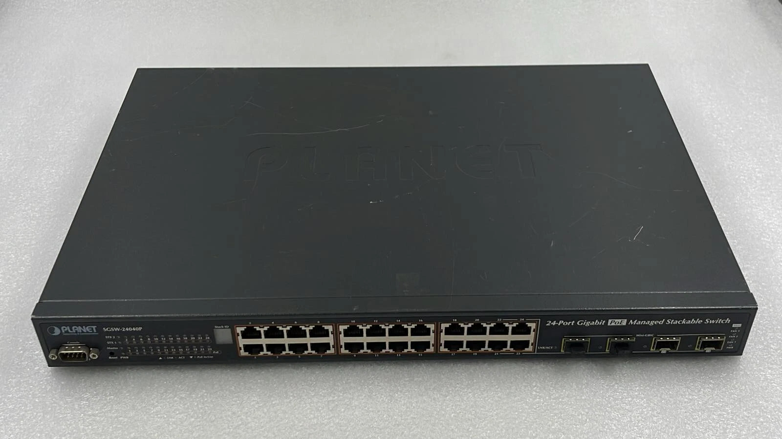 Planet SGSW-24040P 24-Port Gigabit PoE Managed Stackable Switch