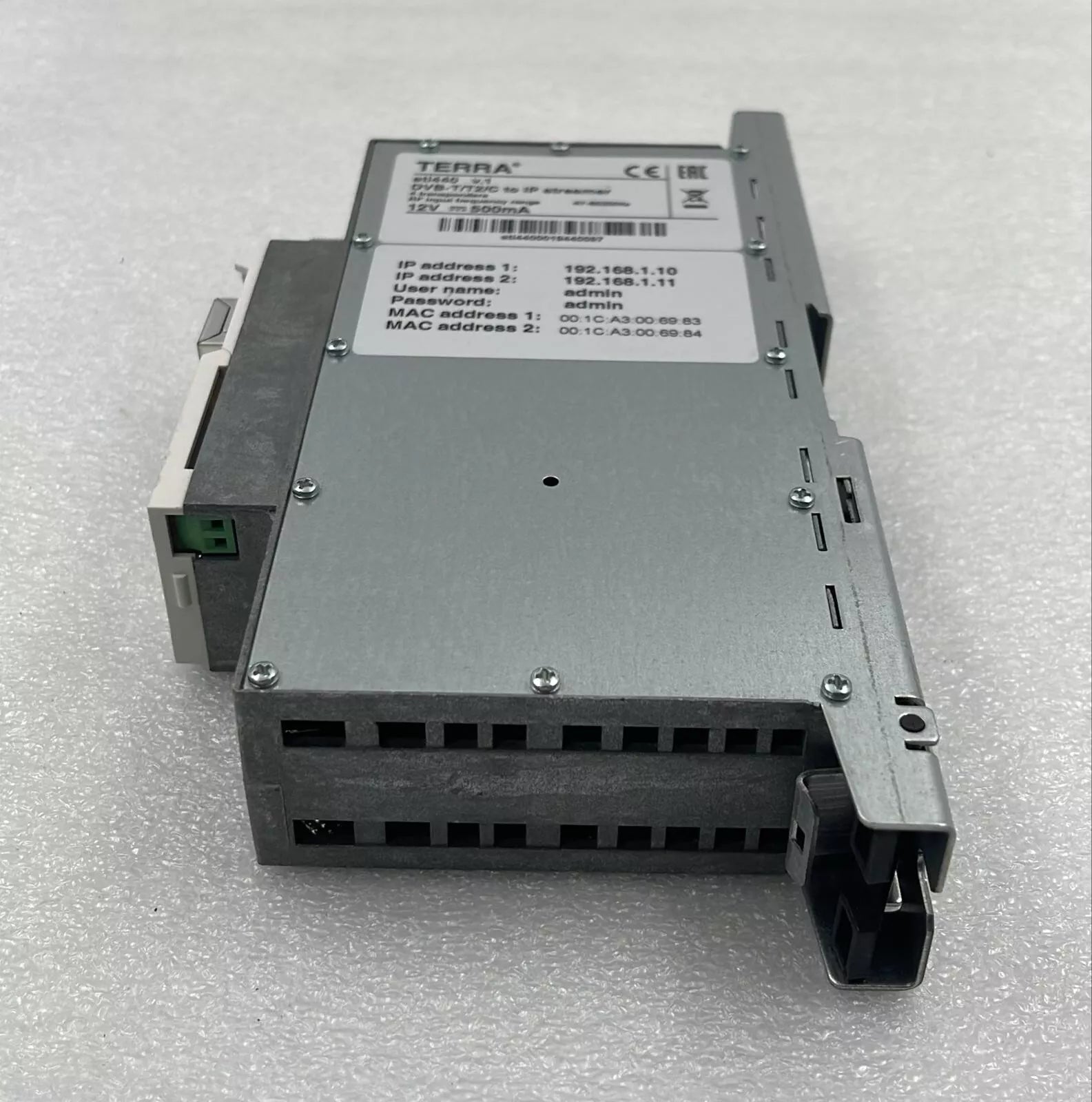 TERRA sti440 DVB-T/T2/C to IP Streamer 12V 500mA digital TV IP converter