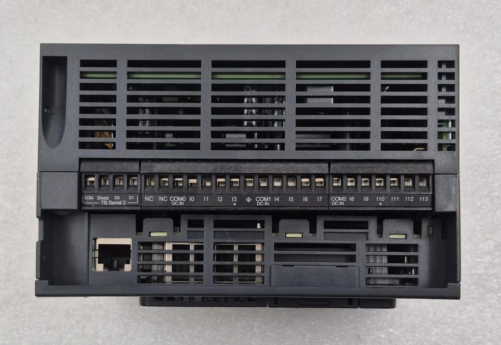 Schneider Electric Modicon M241 TM241CEC24T logic controller Tr OUT Source 24V