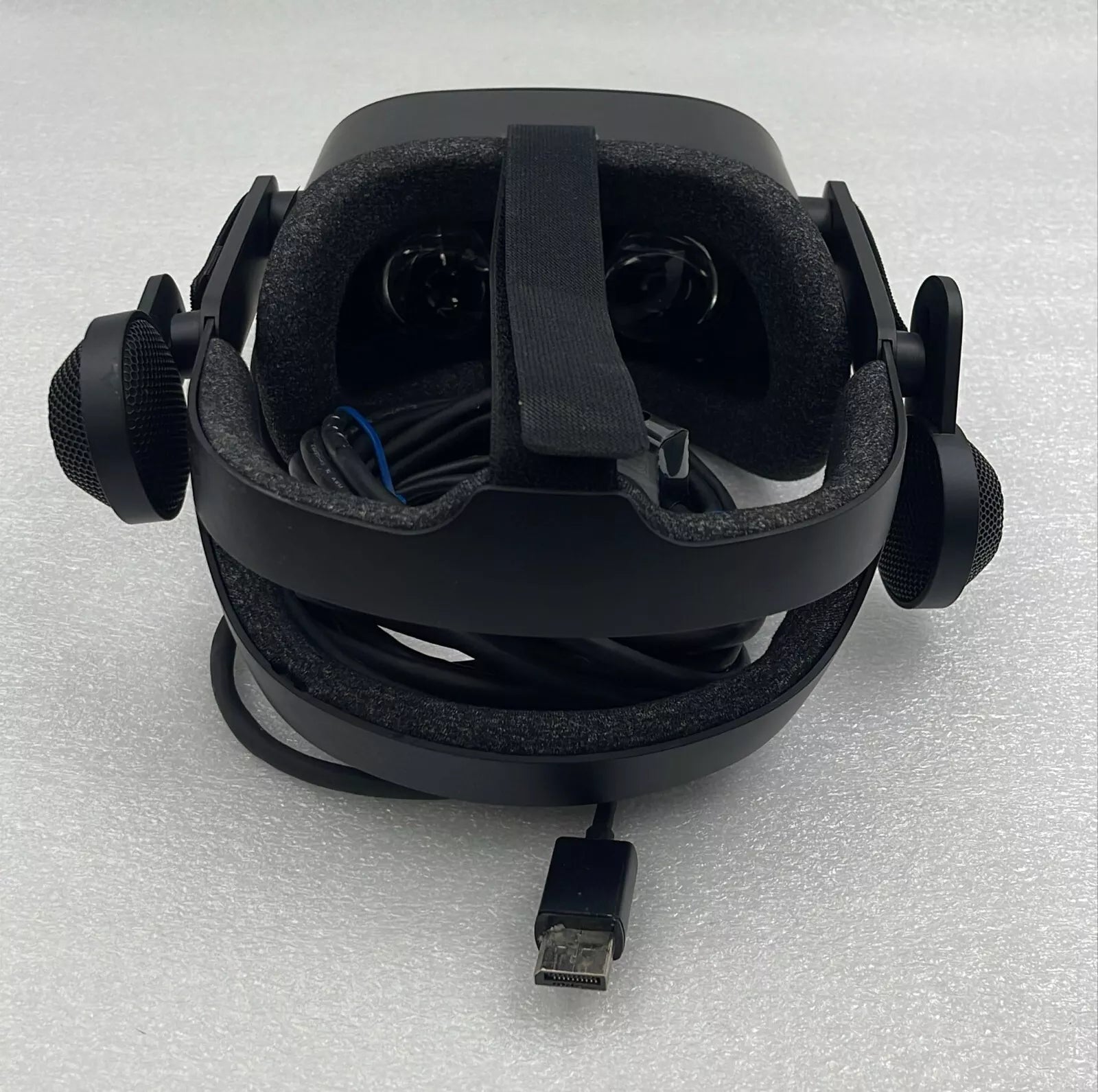 HP Reverb Virtual Reality Headset G2 6M Cable L72080-001 TPC-B001C
