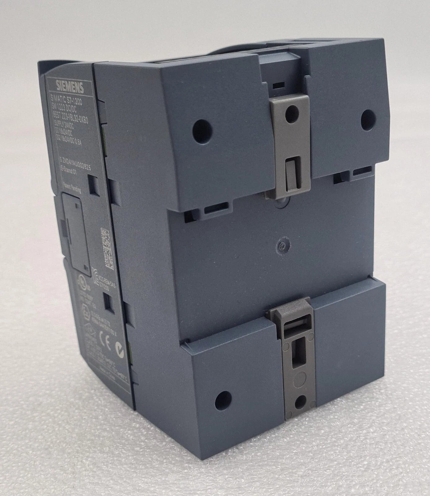 NEW- Siemens SIMATIC S7-1200 SM 1223 DC/DC 6ES7 223-1BL32-0XB0 DIGITAL I/O 24VDC