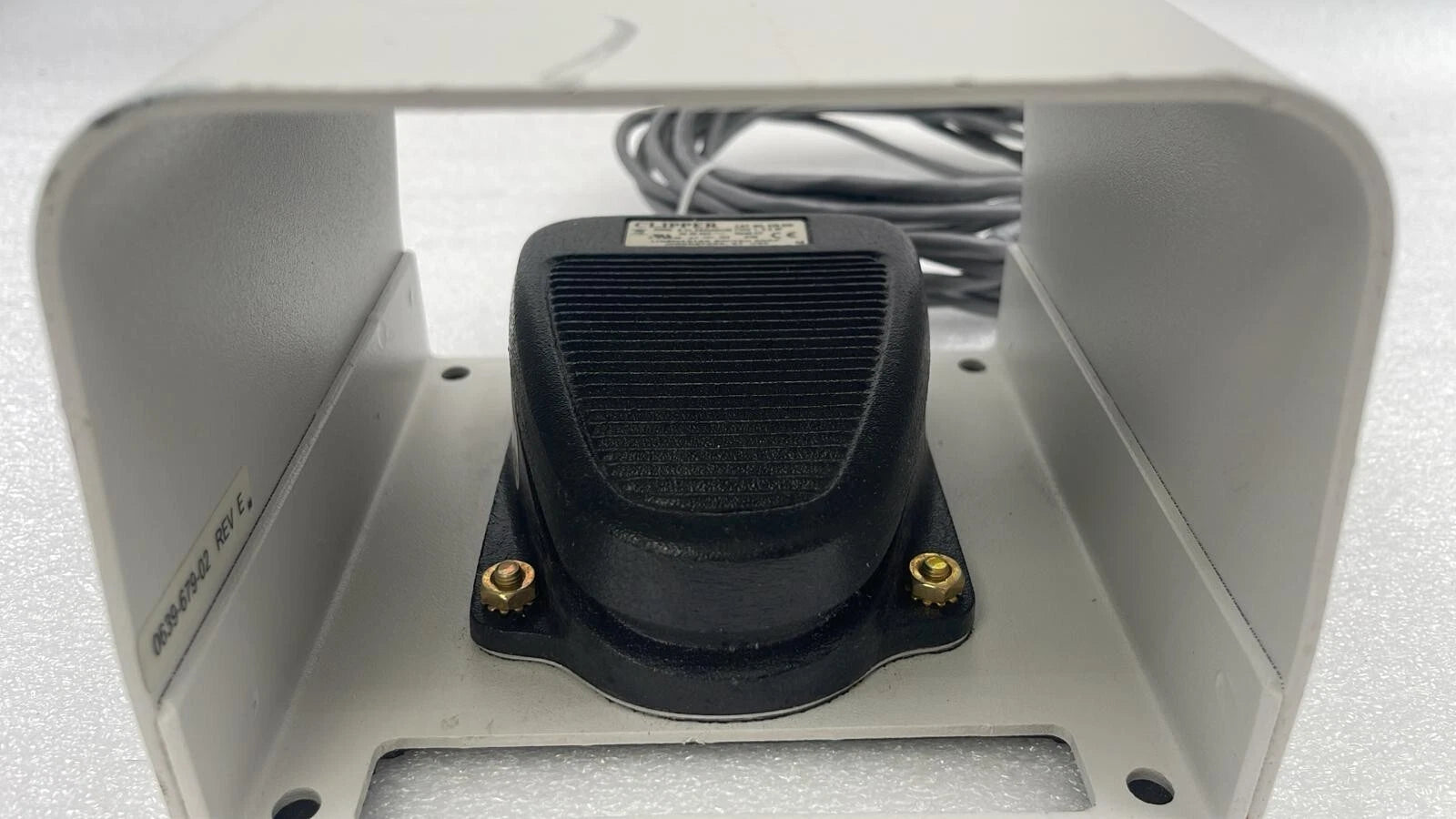 Linemaster foot switch internal pedal detail
