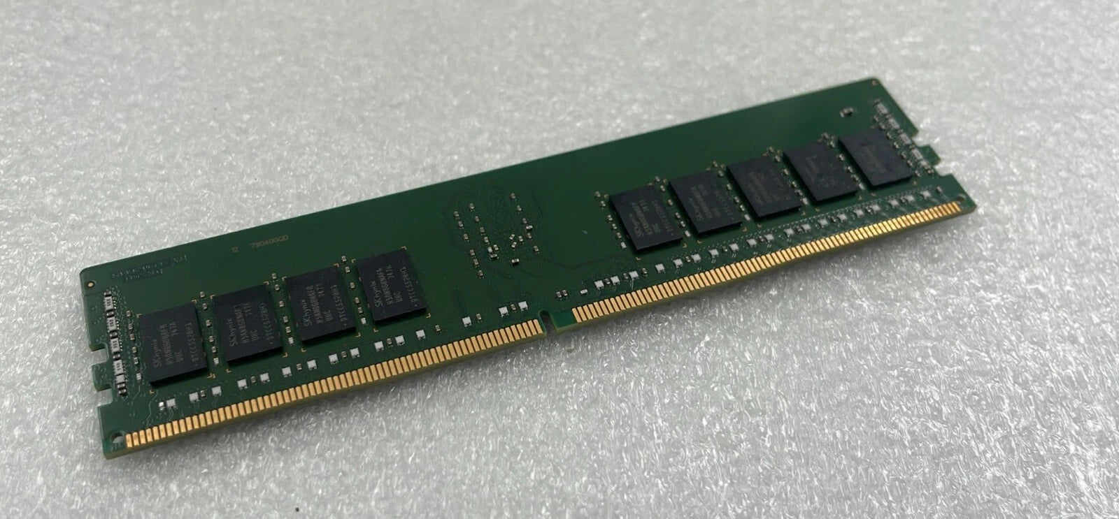 [LOT 6] SK Hynix 16GB 2Rx8 PC4-2400T DDR3 HMA82GR7AFR8N-UH Server Memory RAM