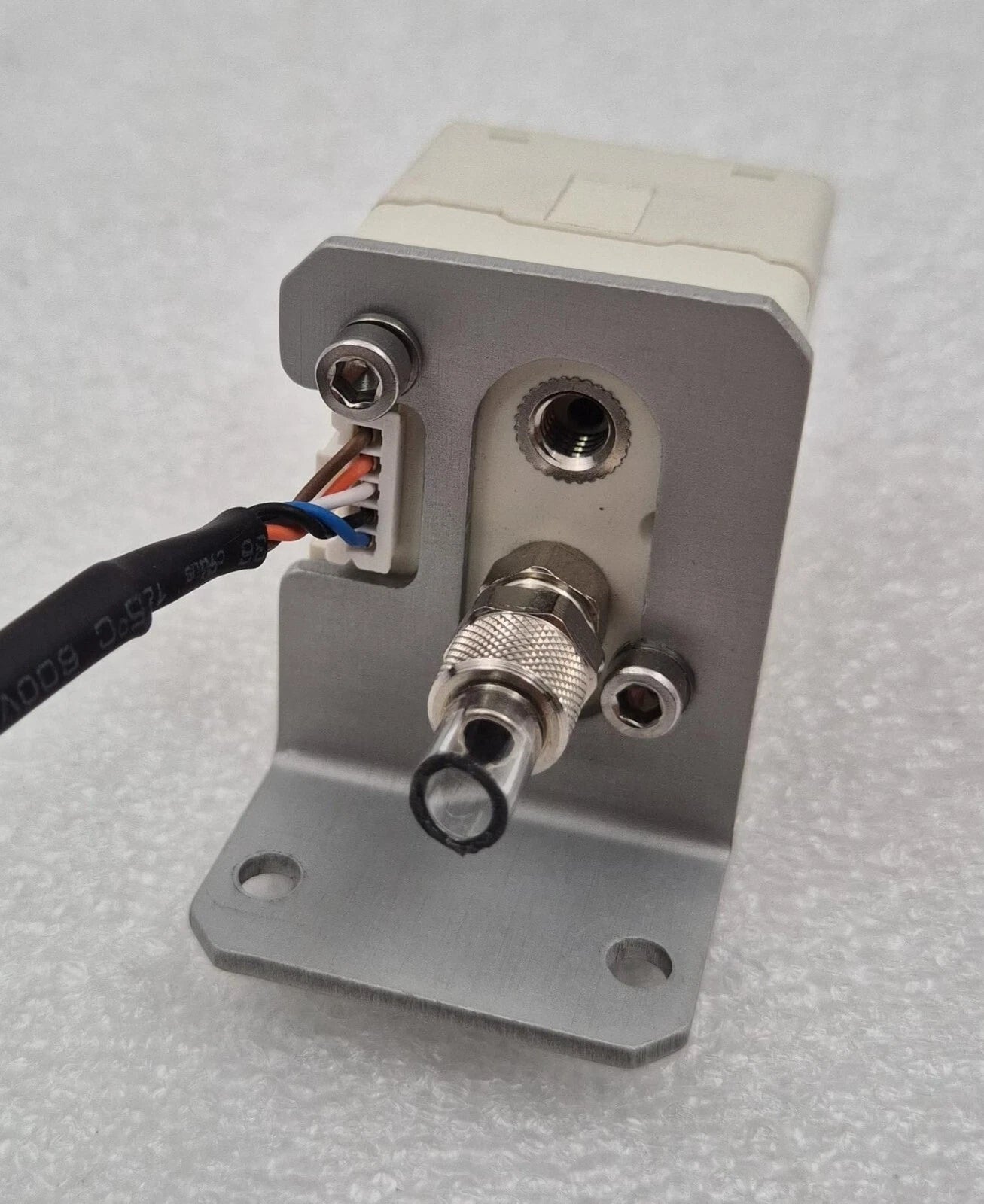 [LOT 4] KITA KP812-010-M5 High Precision Digital Pressure Sensor Switch 12-24VDC