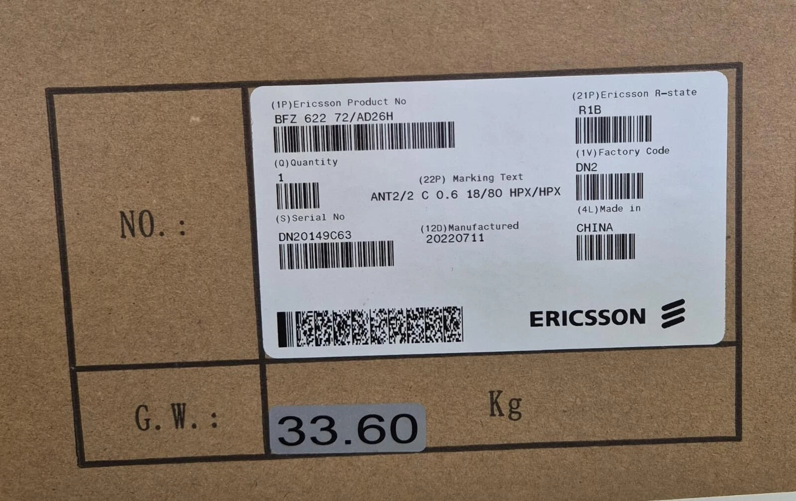 ERICSSON BFZ 622 72/AD26H R1B ANT2/2 C 0.6 18/80 HPX/HPX MINI-LINK Antenna *NEW*