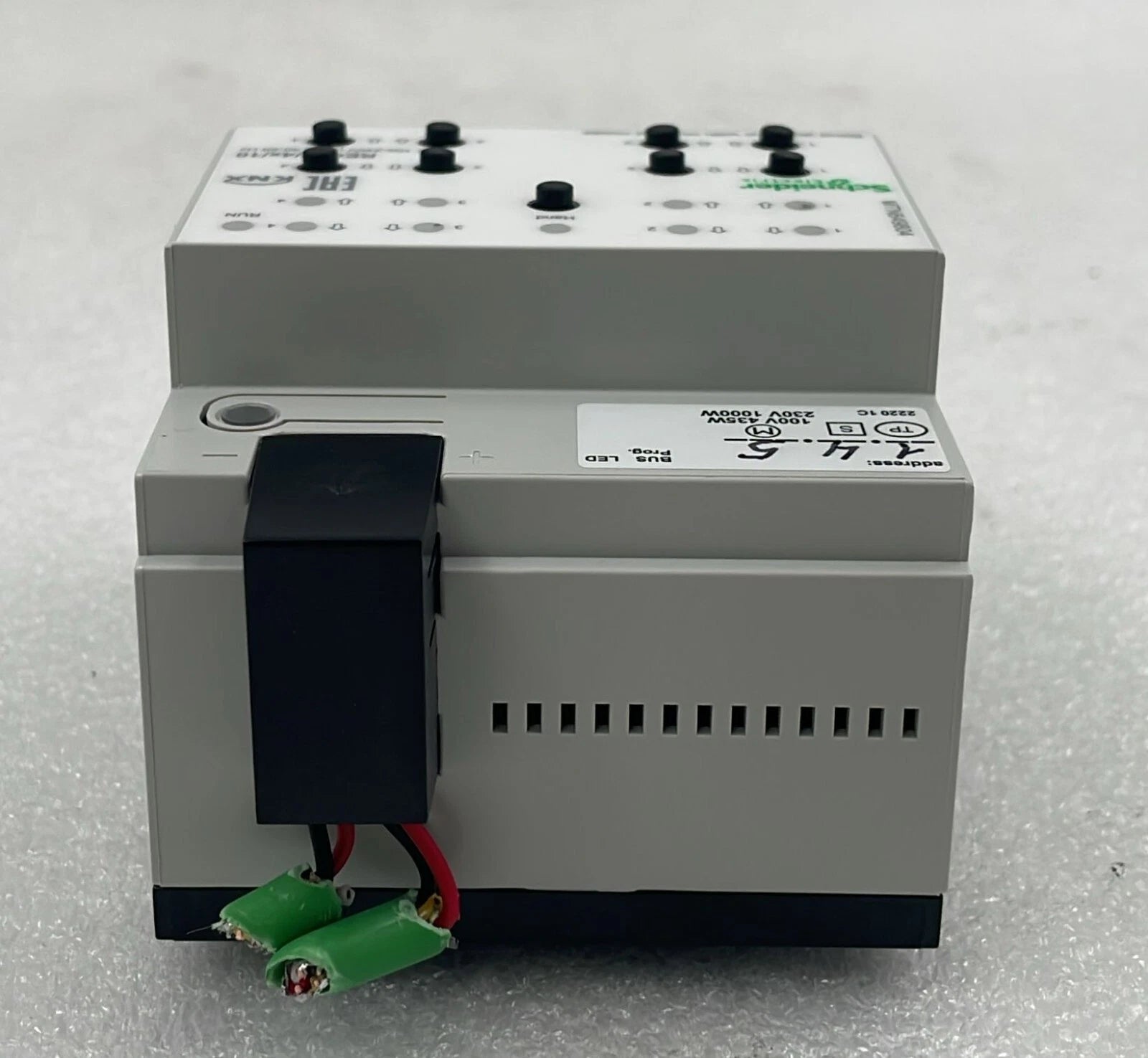 Schneider  MTN649804 Blind actuator with manual mode REG/K/4x/10 AC100-240V