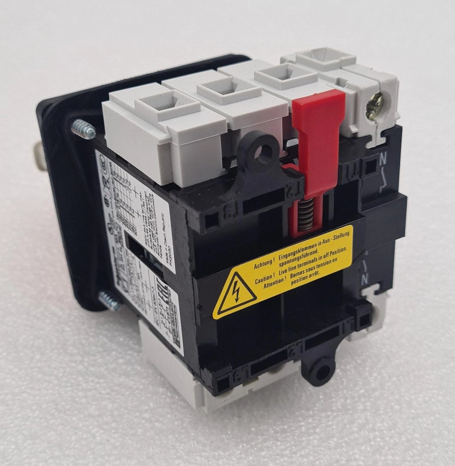 Schneider Electric V1 IEC / EN 60947-3 Main Emergency On Off Switch 32A W/ VZ 11