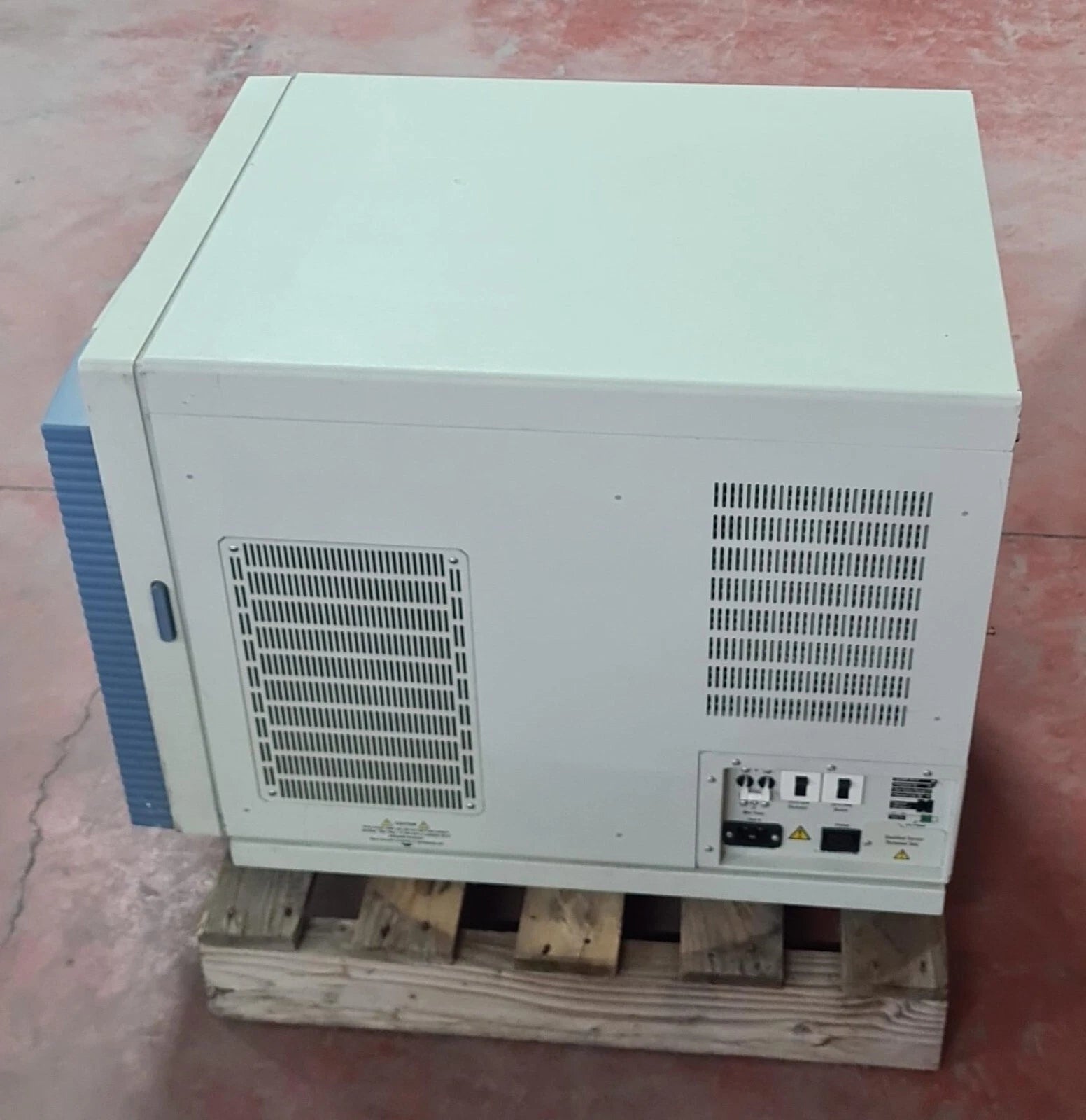 Thermo Fisher SCIENTIFIC TSQ Series QUANTUM ACCESS MAX Mass Spectrometer System