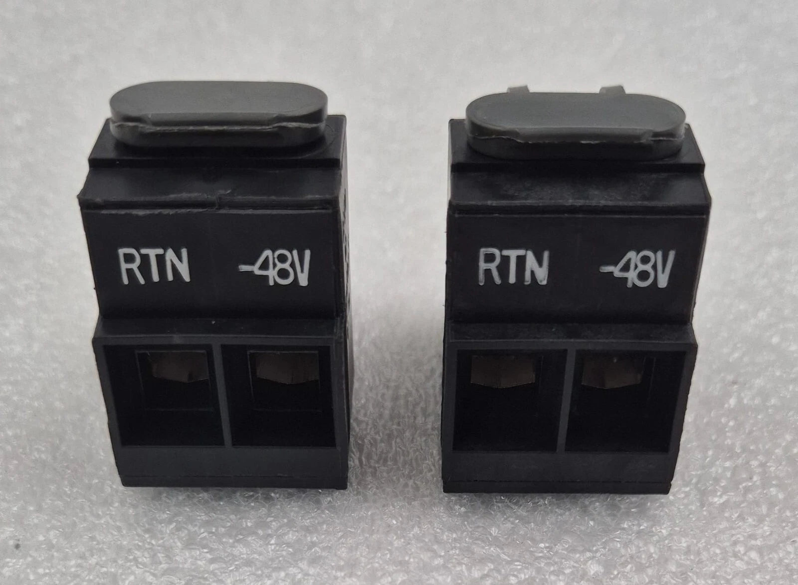 [LOT 2 PCS] Dell 06RYJ9 High Voltage DC Power Pluggable Terminal Block Module