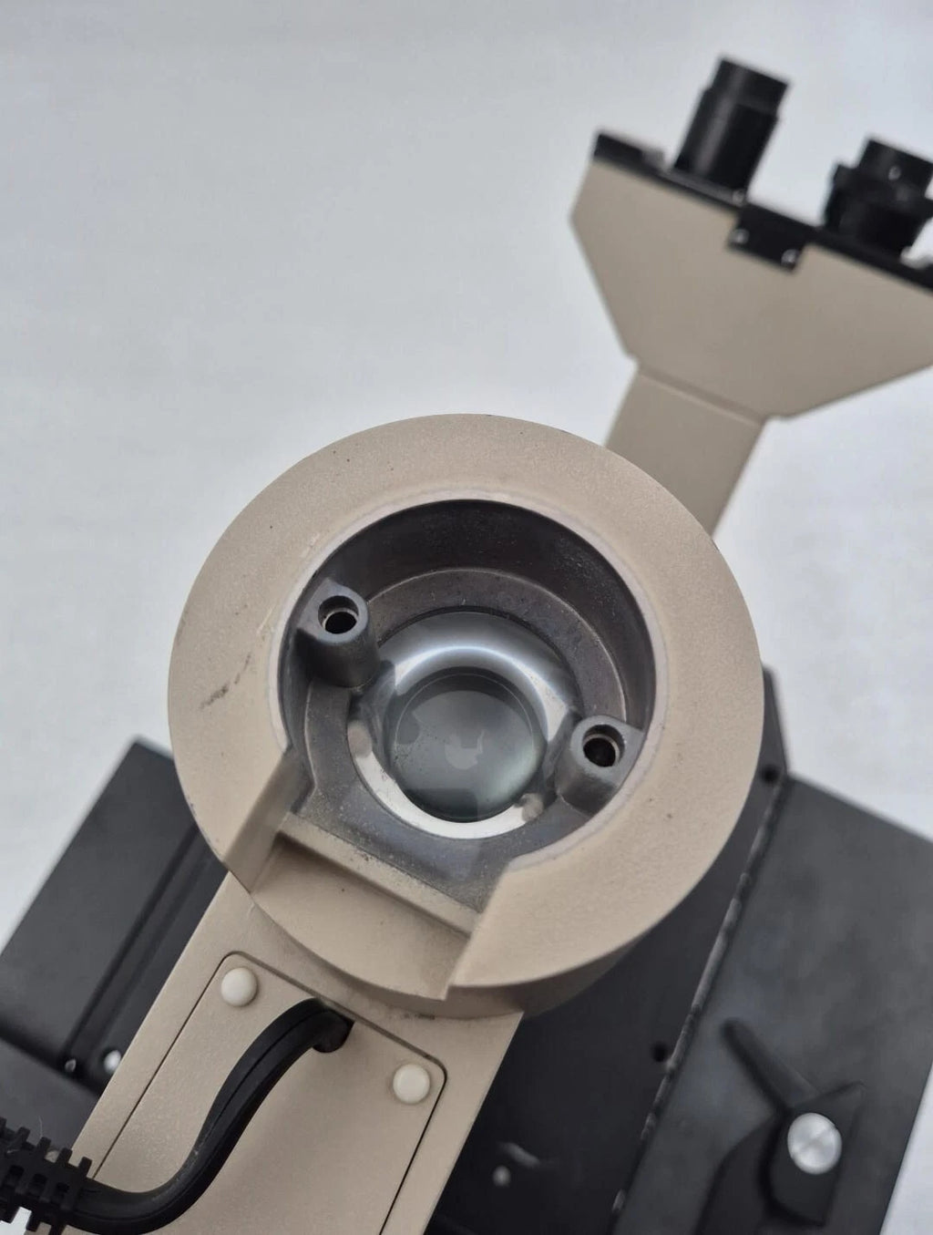 OLYMPUS CK2 Inverted Binocular Microscope 220/240V **AS-IS**