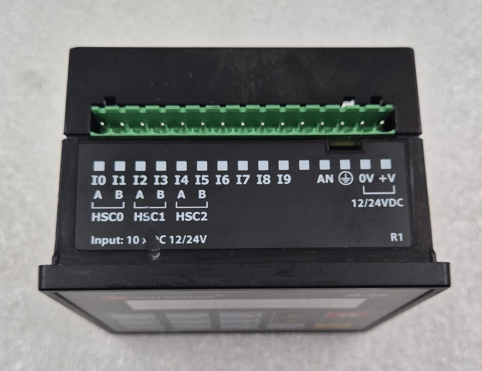 UNITRONICS M-90 OPLC Operator Panel & PLC M-91-2-R1-R1 Module