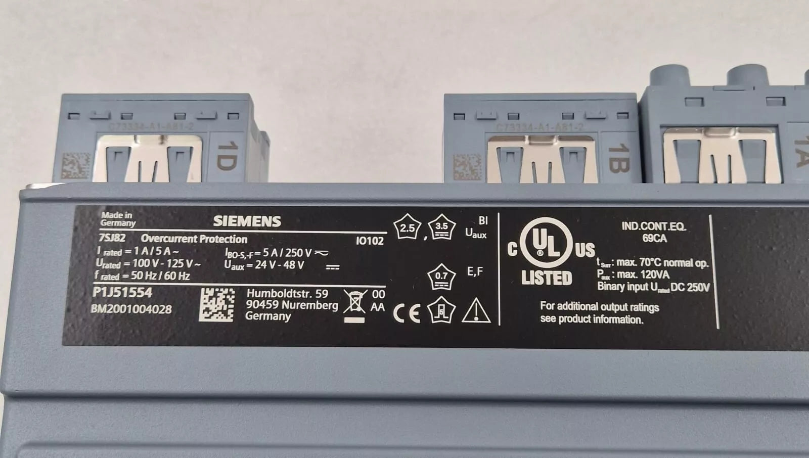 *NEW* SIEMENS SIPROTEC 7SJ82 P1J51554 Overcurrent Protection