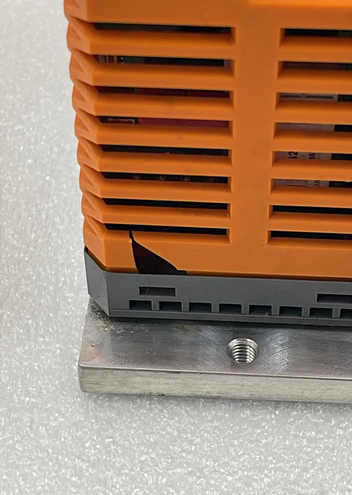 B&R Automation ACOPOS Micro 100D STEPPER Servo Drive 80SD100XD.C044-01 REV I0