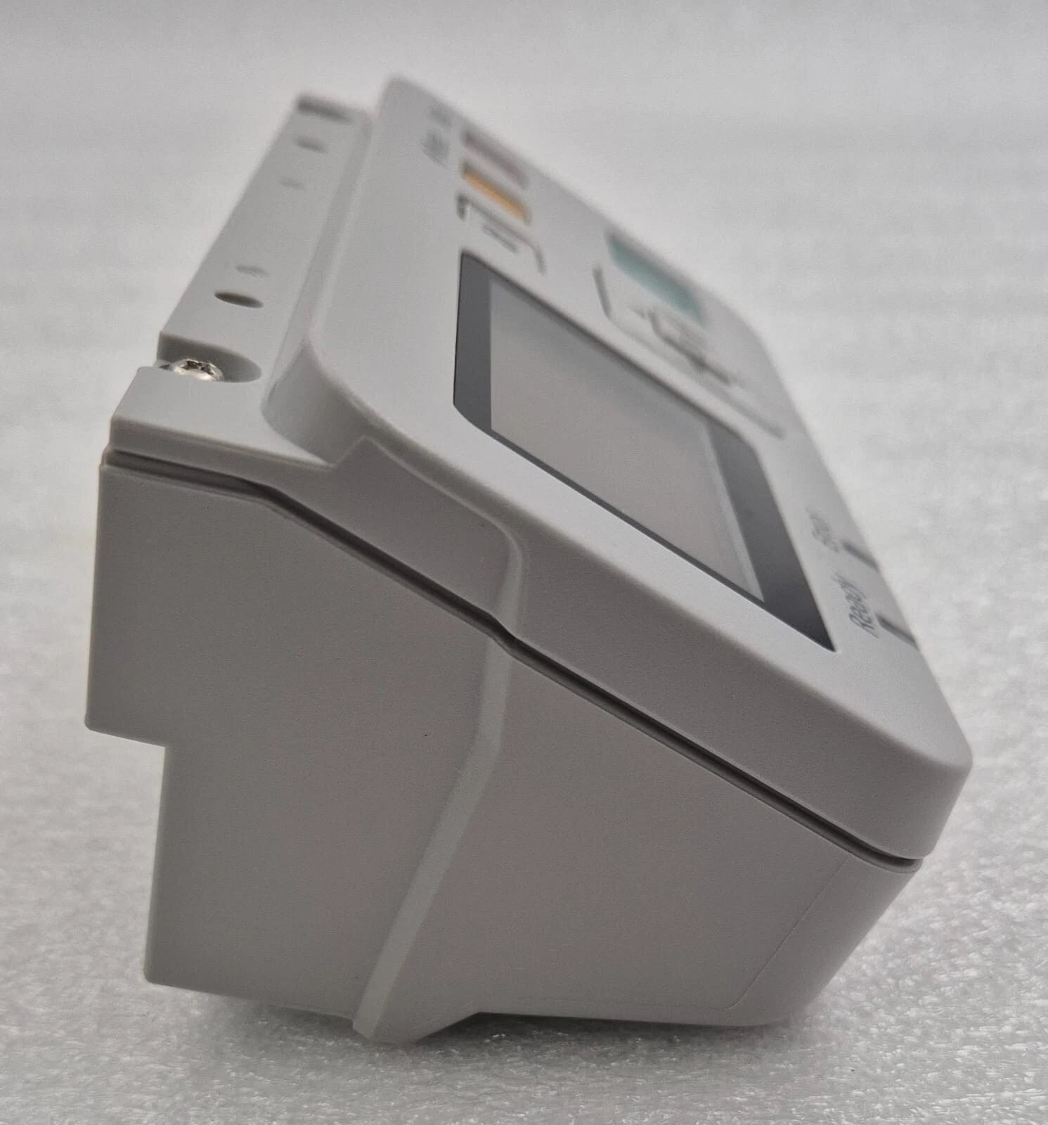 Epson EU-228 angled display and control panel view
