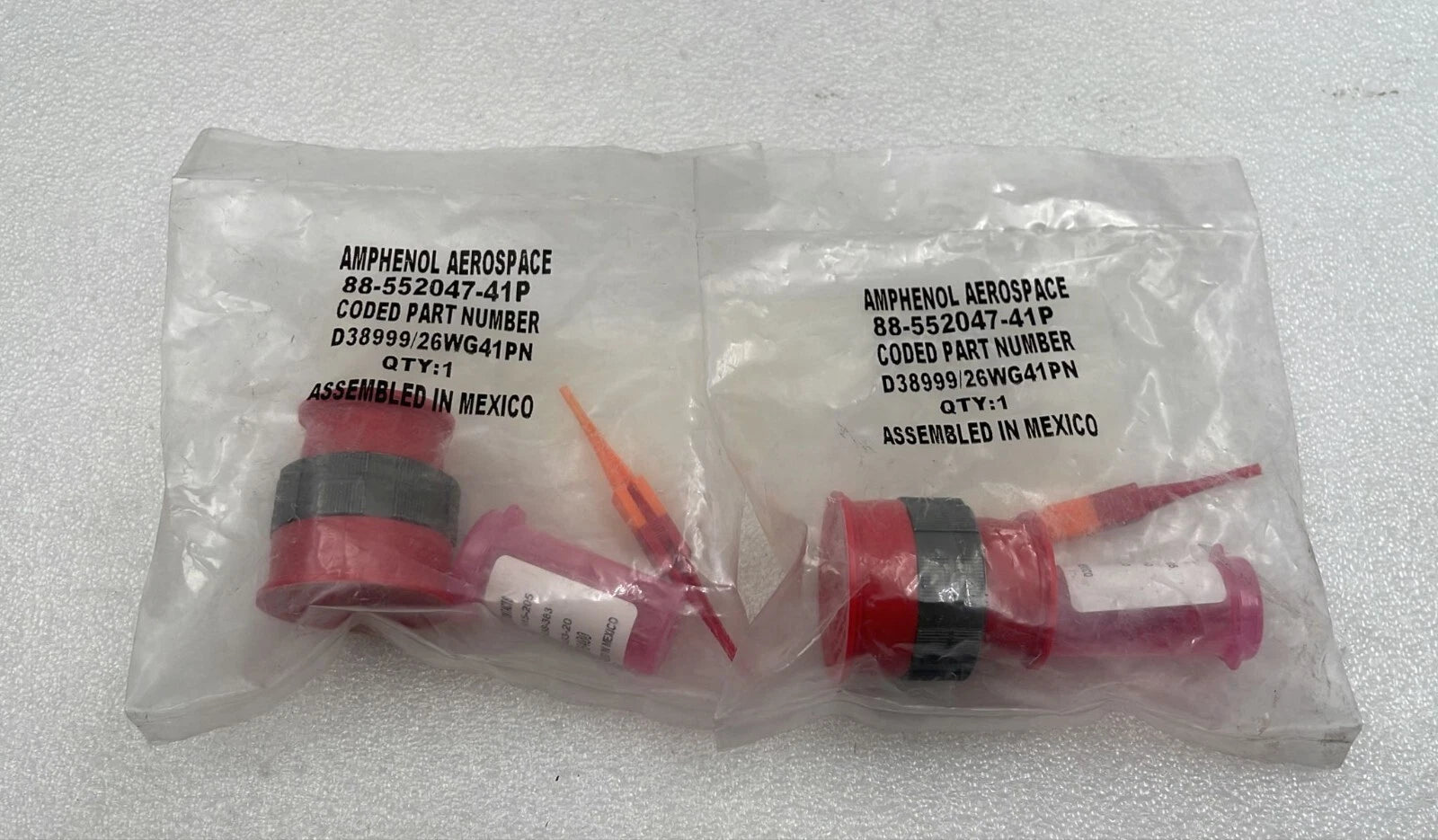 [LOT 2 PCS] Amphenol D38999/26WG41PN Circular MIL Spec Connector