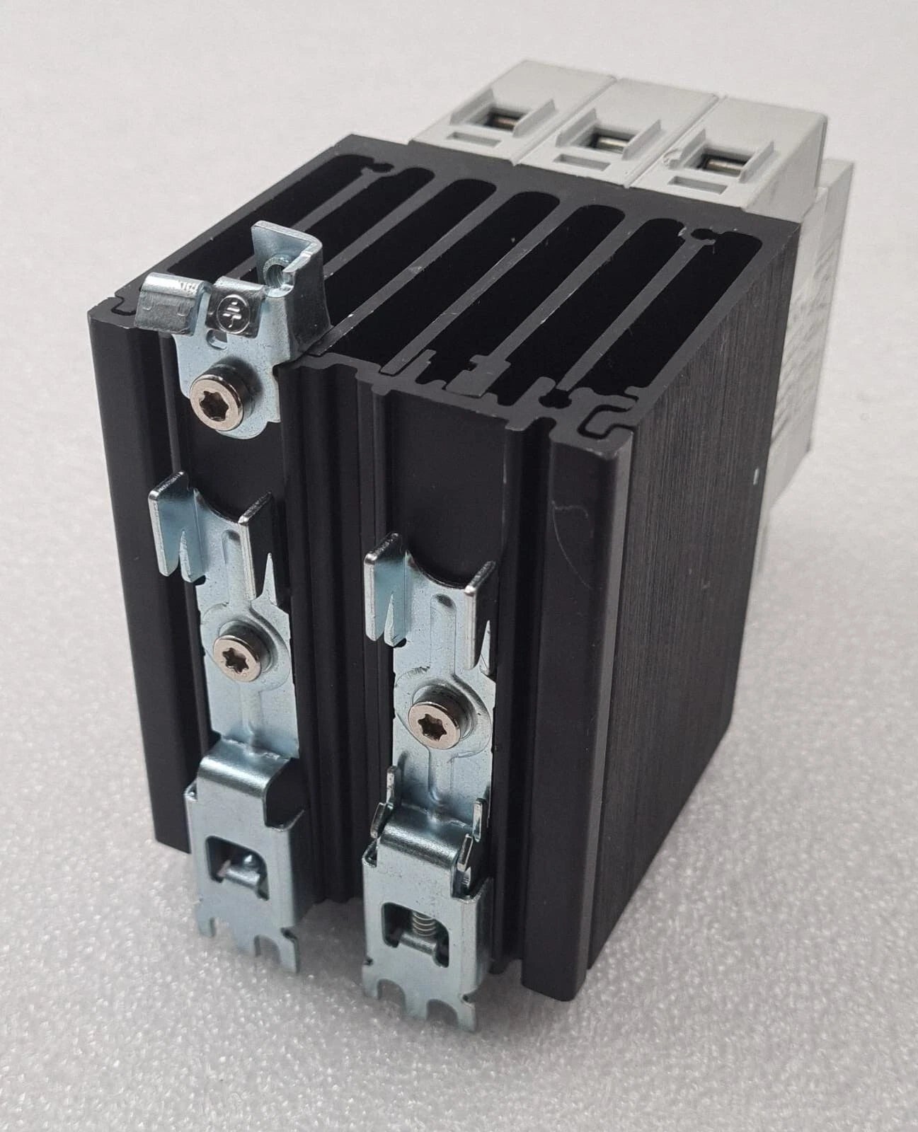 CARLO GAVAZZI RGC3P60V30C1DM RG Relay Solid State Controller