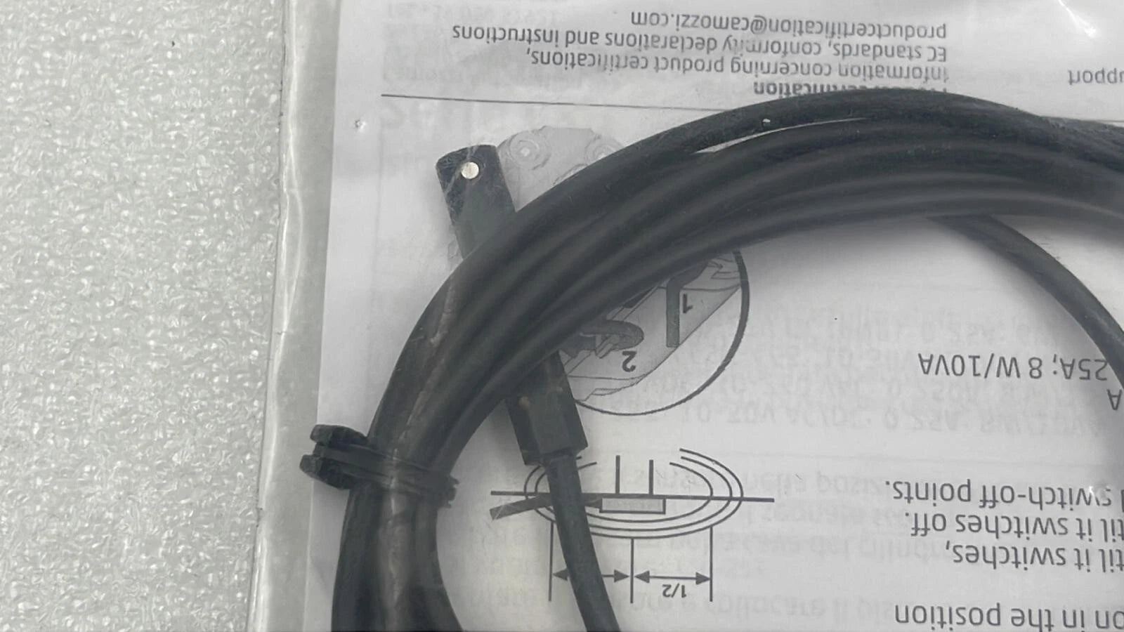 [LOT OF 5] NEW - CAMOZZI CSH-221-2 Magnetic Proximity Switch 10-8954-2212