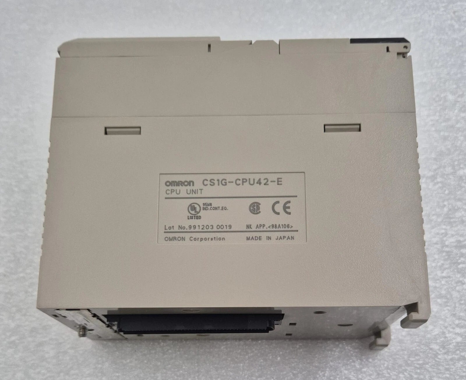 Omron CS1G-CPU42-E bottom label and model plate