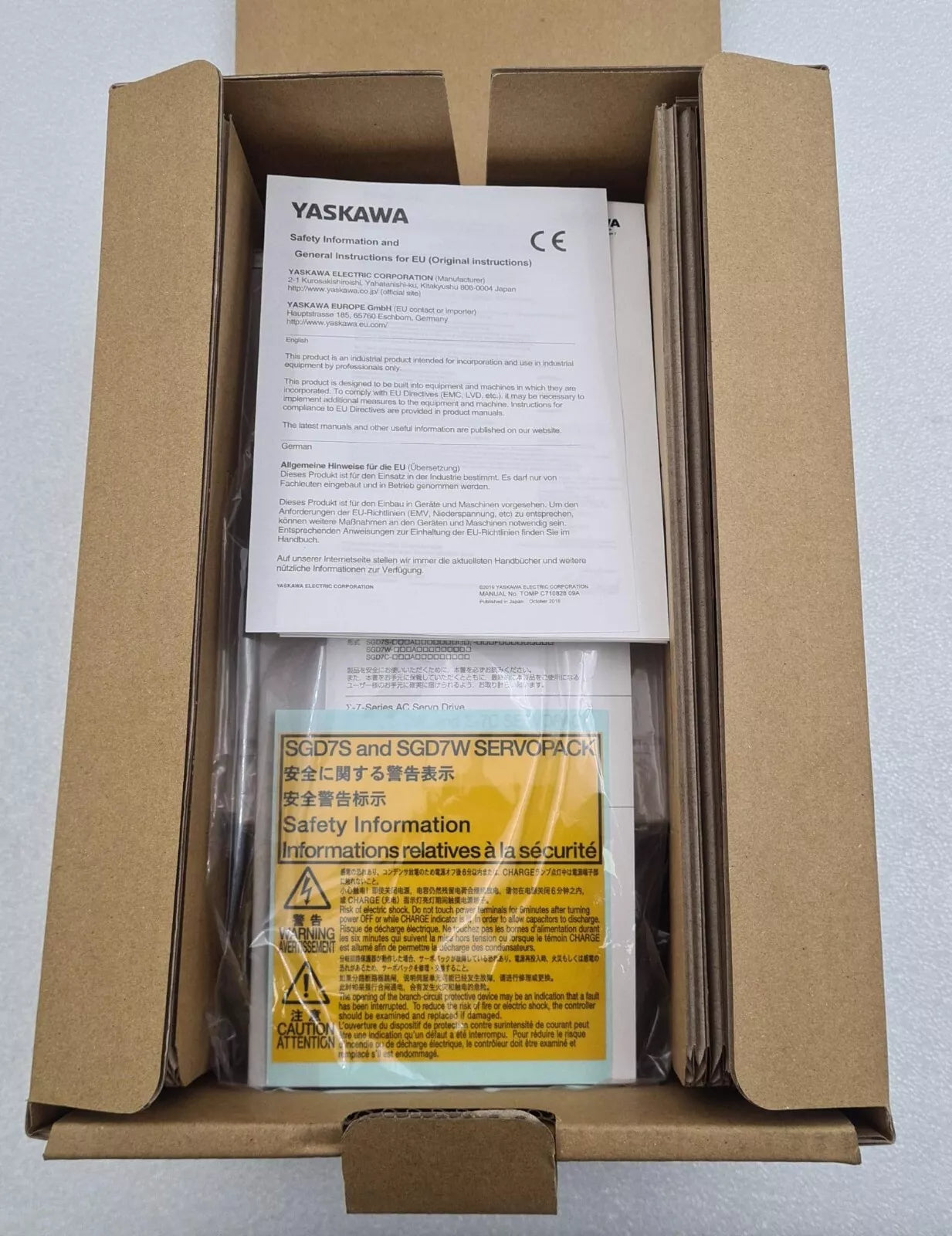 NEW - YASKAWA SERVOPACK SERVO SGD7W-2R8A20A 700 Servo Driver 200V