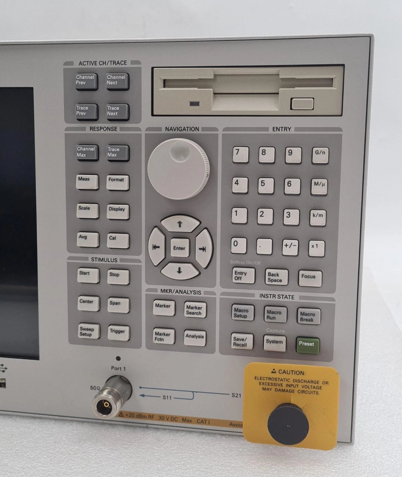 Agilent Technologies E5061A 300kHz - 1.5GHz ENA Series Network Analyzer 015 150