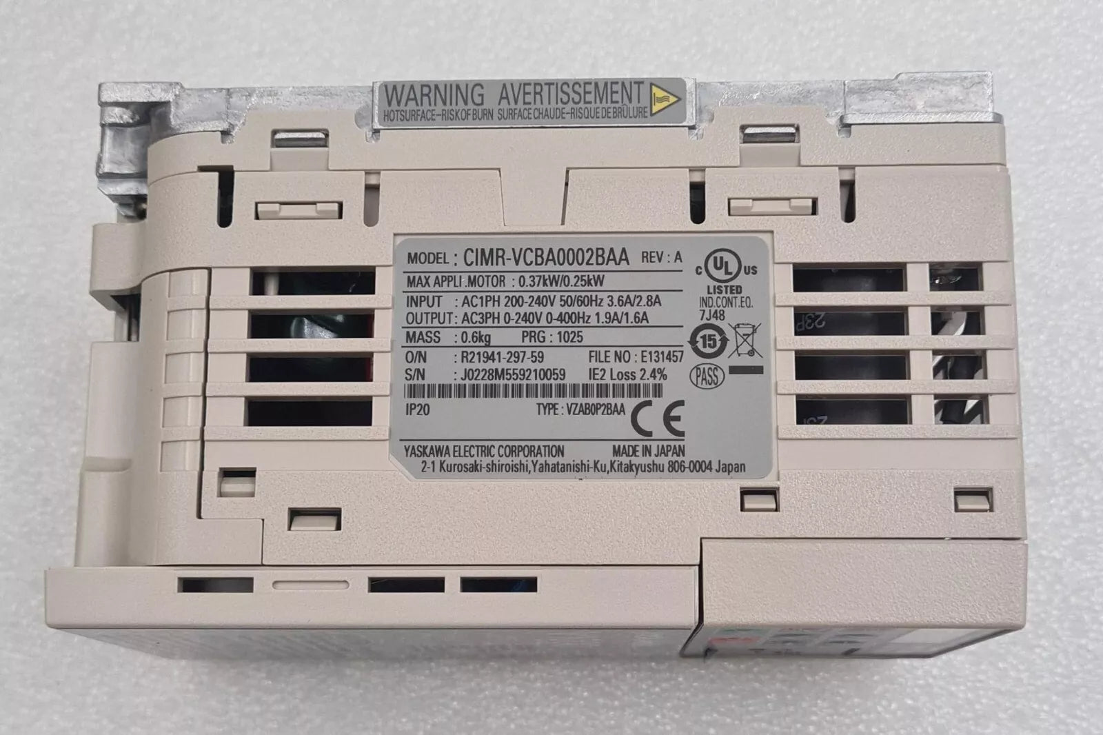 NEW - YASKAWA V1000 Frequency Inverter CIMR-VCBA0002BAA / VZAB0P2BAA 0.37/0.25kW