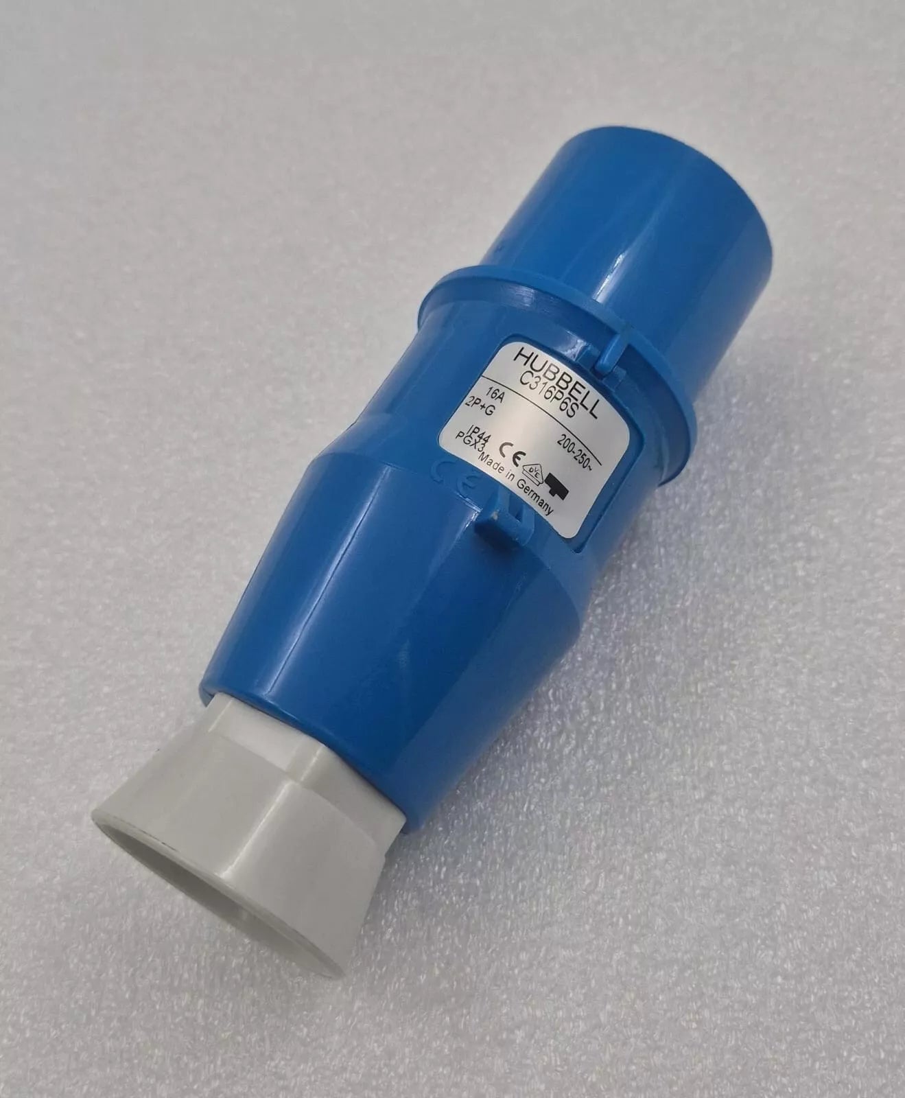 HUBBELL C316P6S Pin and Sleeve Plug 16A 200-250V 2P+G IP44 PGX3 Connector