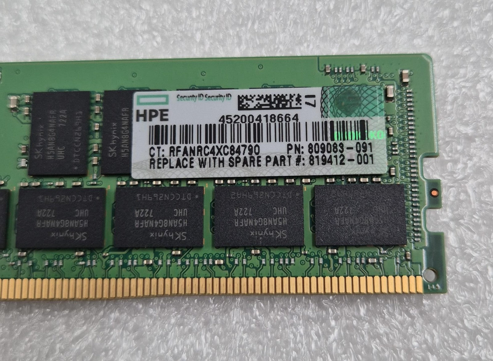 [LOT 8 PCS] SK Hynix 32GB 2Rx4 PC4-2400T-RB2 HMA84GR7AFR4N-UH Server Memory RAM