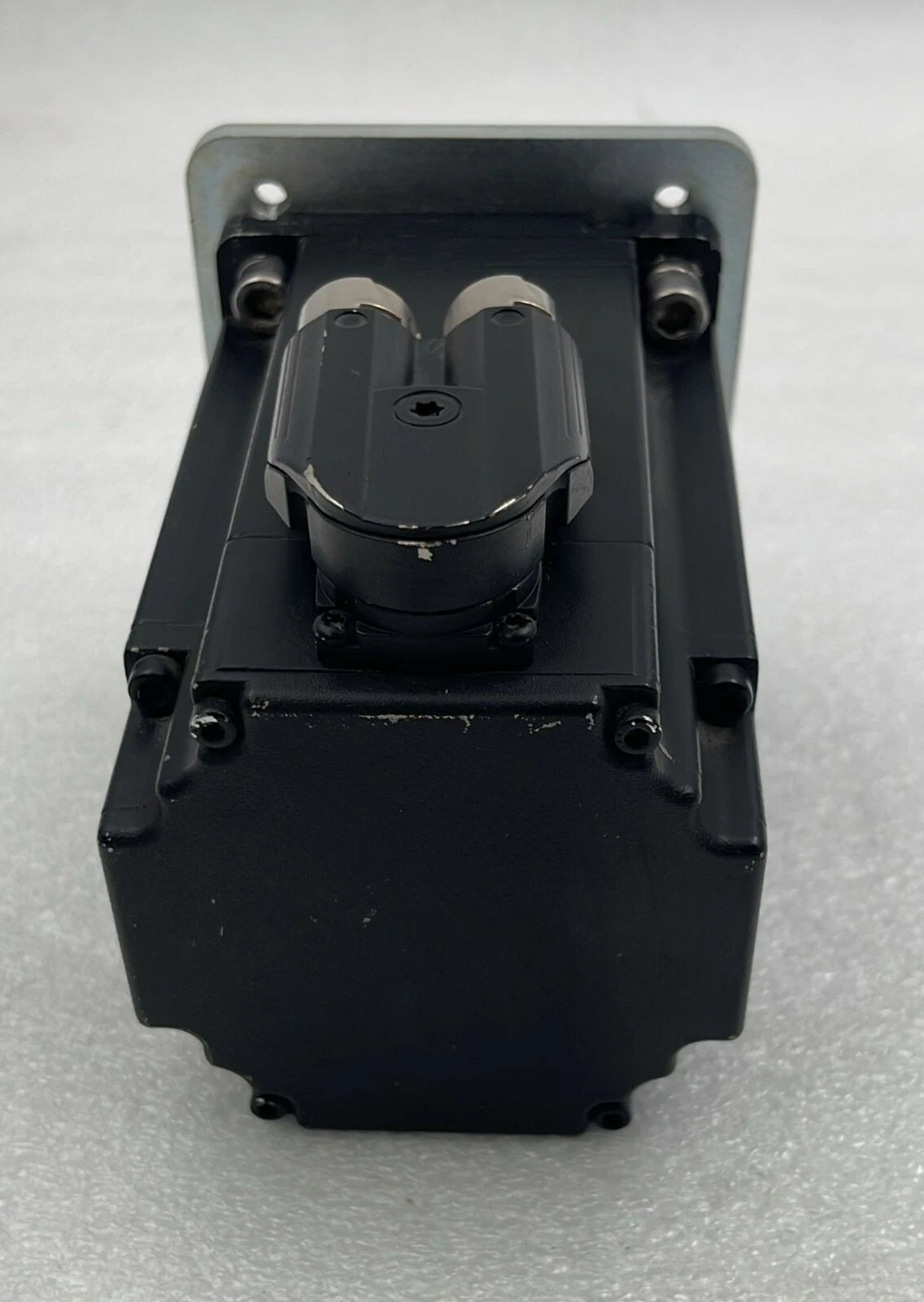 B&R Automation Servo Motor 8LVA33.R0021D000-0