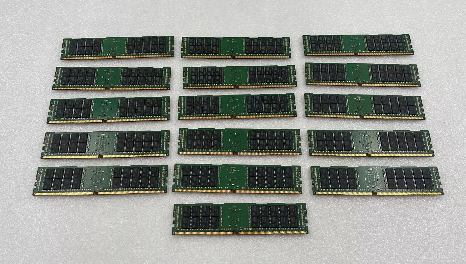 [LOT 16 PCS] Samsung 16GB 2Rx4 PC4-2133P M393A2G40EB1-CPB0Q RAM HP 752369-081