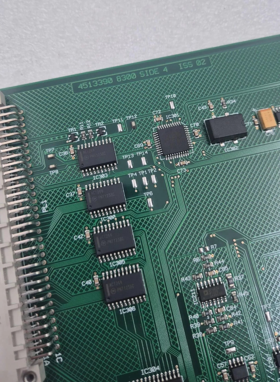 **NEW** Elekta Oncology 4513 390 8304 Servo Input Board PCB