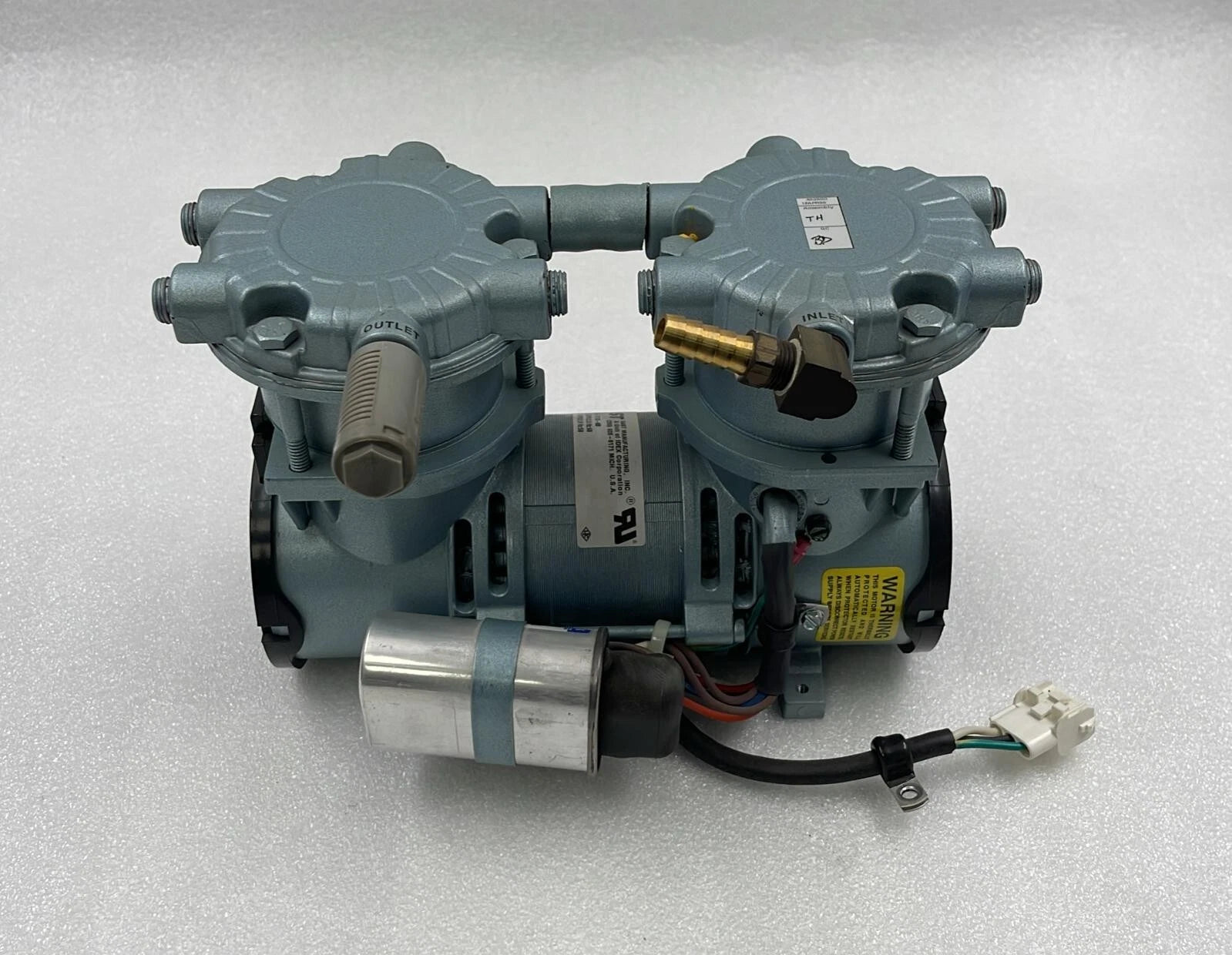 GAST SAA-V110-NB Twin Cylinder Vacuum Pump