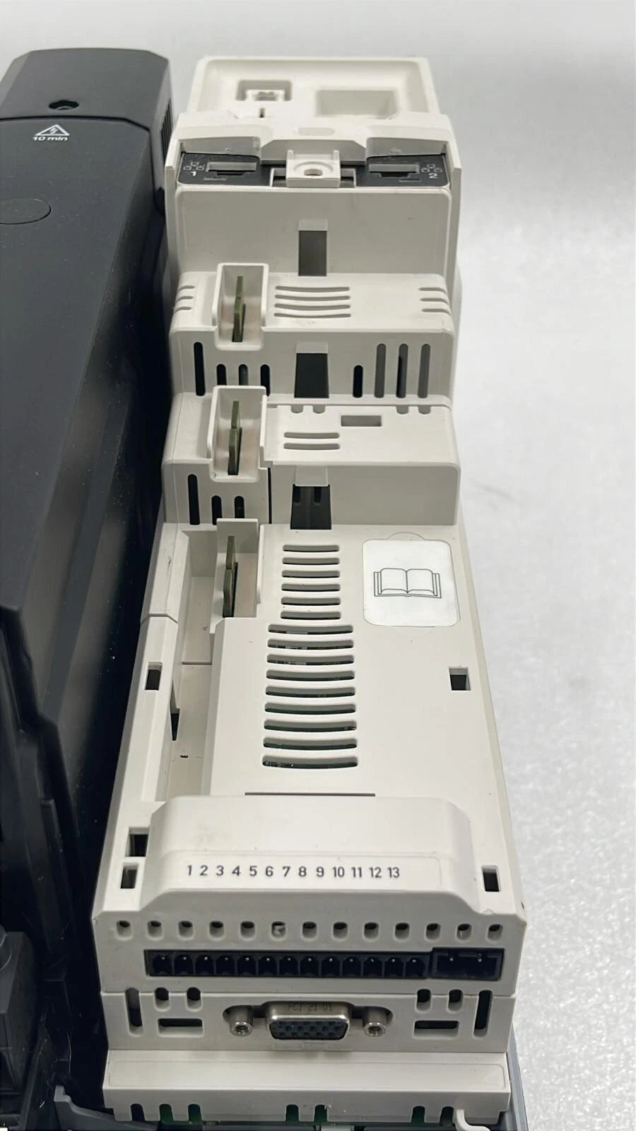 NIDEC Unidrive M700 HS72 VFD 15kW 20HP 3PH 480V HS72-054 00300 A **AS IS