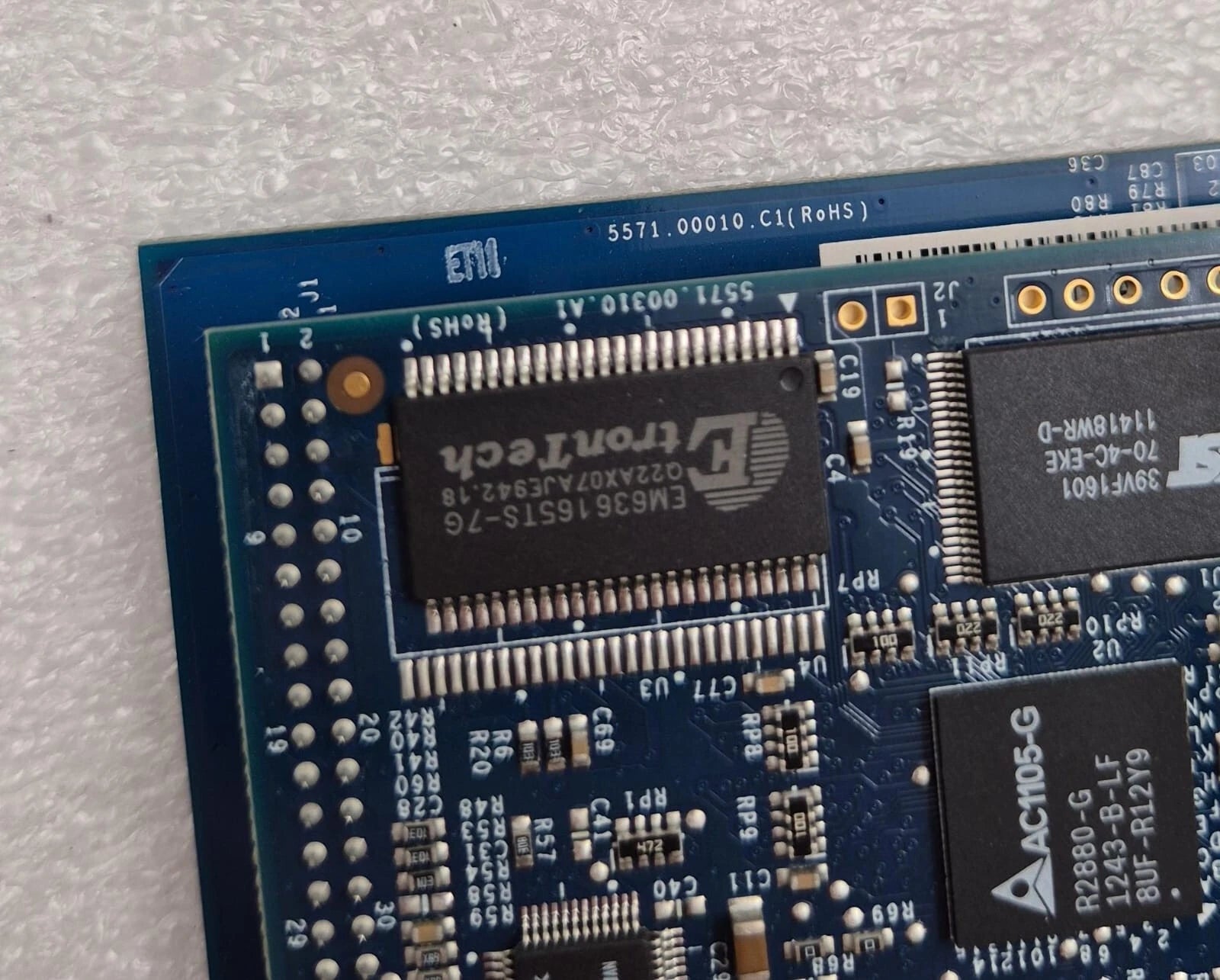 Uplink ConnectUPS-X Web/SNMP/xHub Card 111500113040038 / 116750221-001