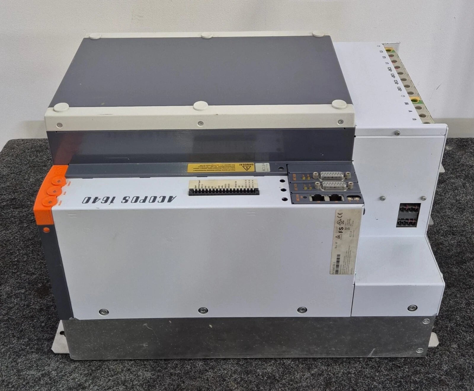 B&R Automation ACOPOS 1640 8V1640.00-2 Rev. VF Servo Drive W/ AC114 & 2* AC123