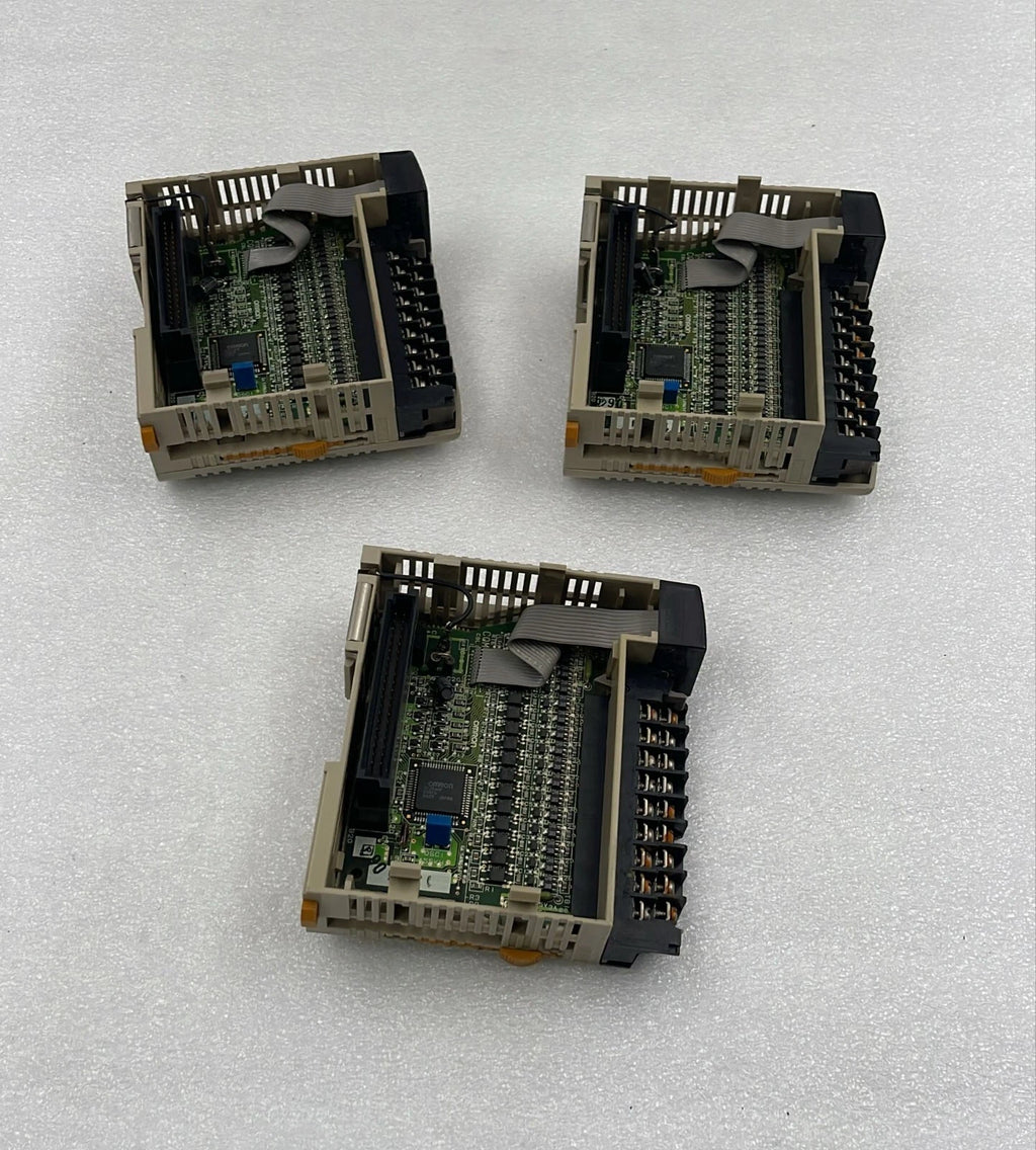 [LOT OF 3] Omron OD214 CQM1-OD214 Output Unit Module 5-24VDC