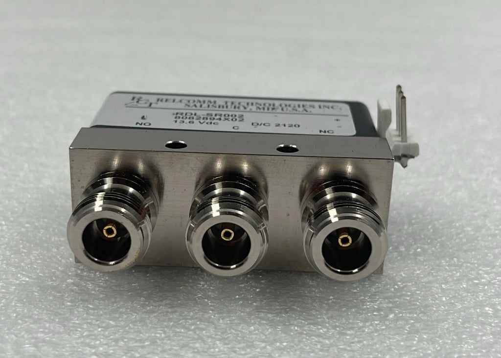 RCT Relcomm Technologies RDI-SR002 MOTOROLA 8082894x02 Antenna Relay 13.6VDC