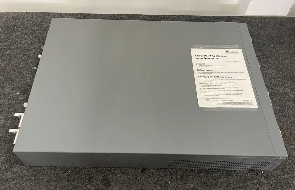 Check Point ST-50 Smart-1 3050 Firewall Security Appliance VPN W/ 32GB RAM