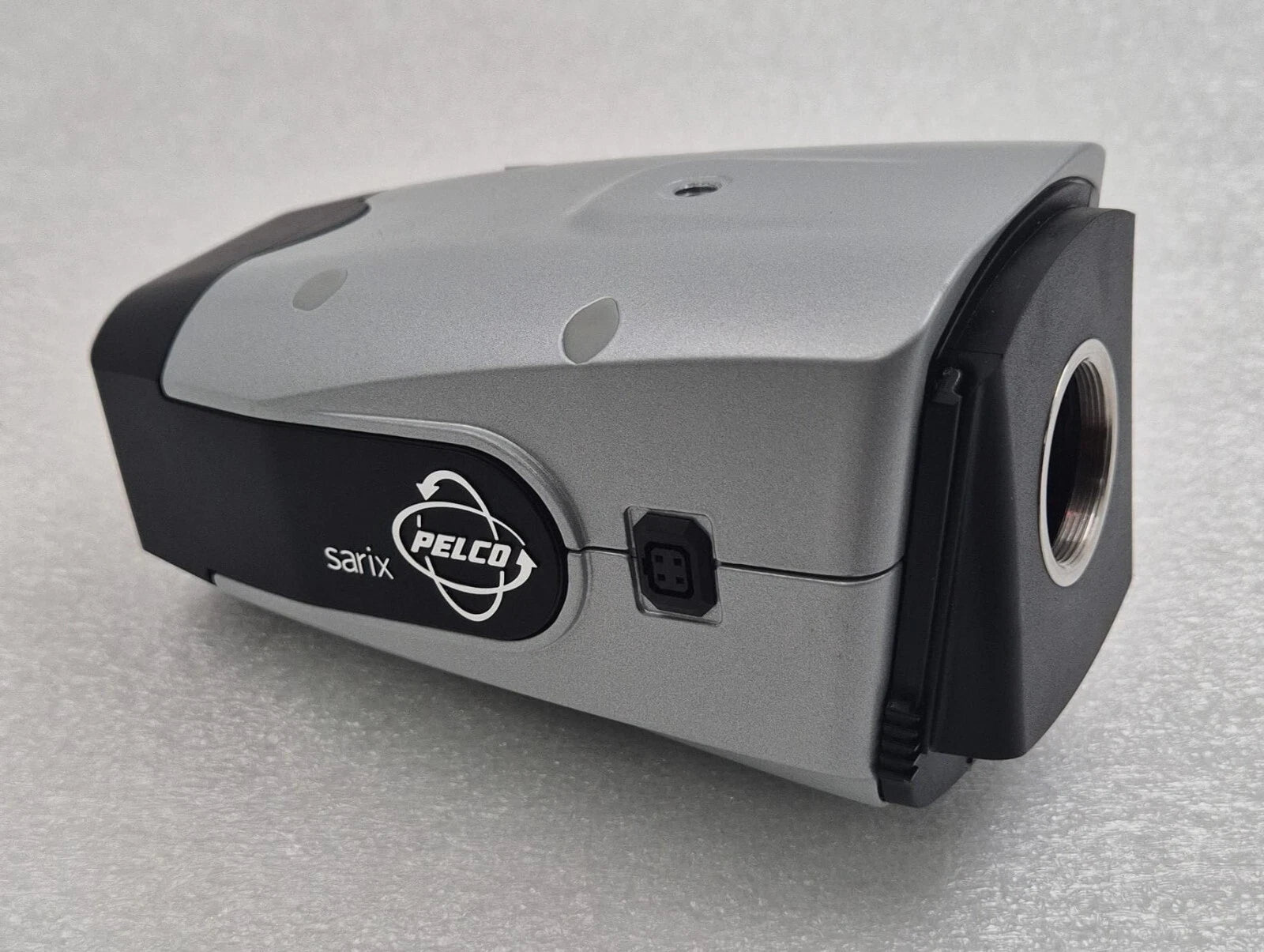 PELCO Sarix IXE10DN Network Surveillance CCTV Camera 1.3 Mega Pixel