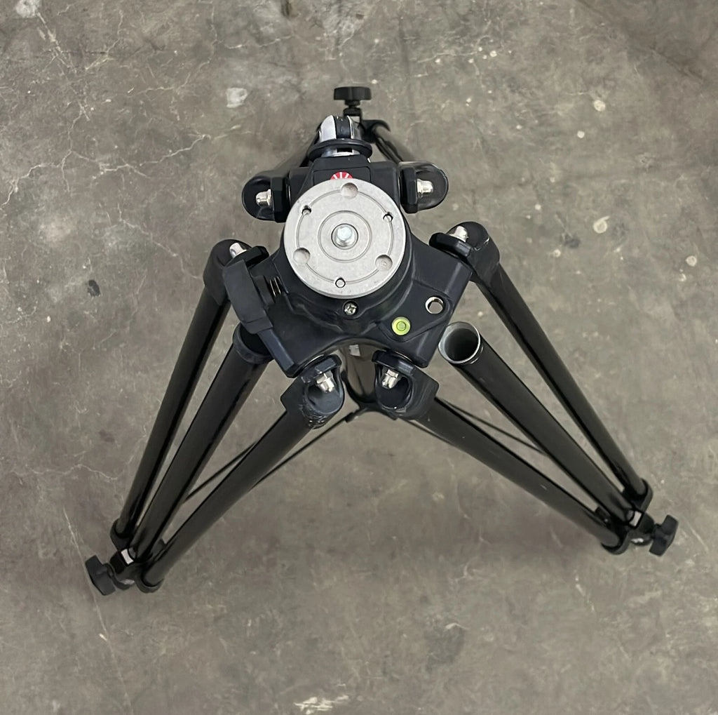 Manfrotto 028B Camera Tripod 3-Section TRIMAN CAMERA TRPD BLK W/O HD